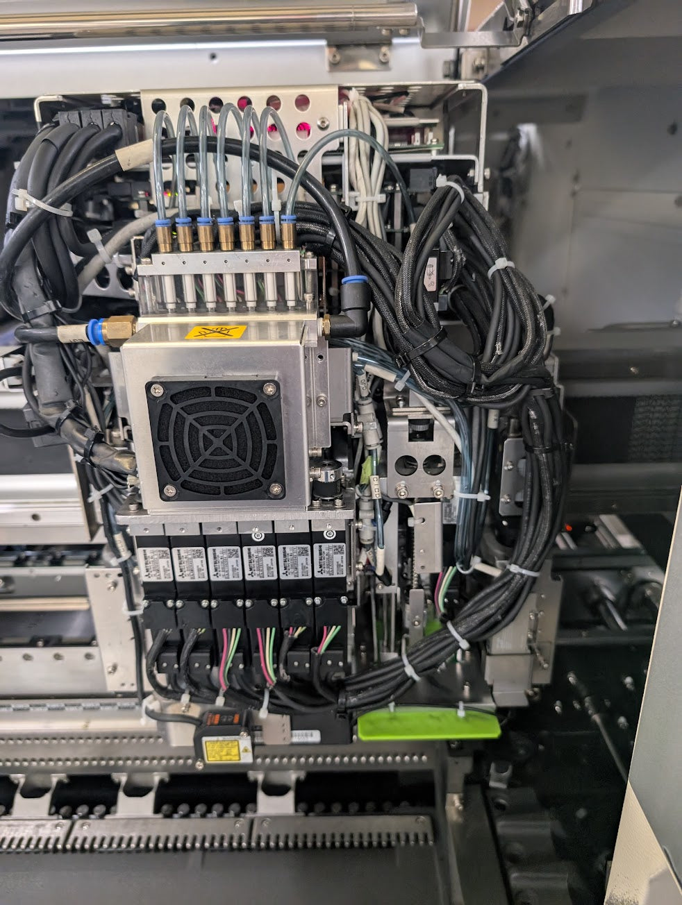 JUKI KE-2080E Fine Pitch Pick and Place w/ TR6 #288-A1178