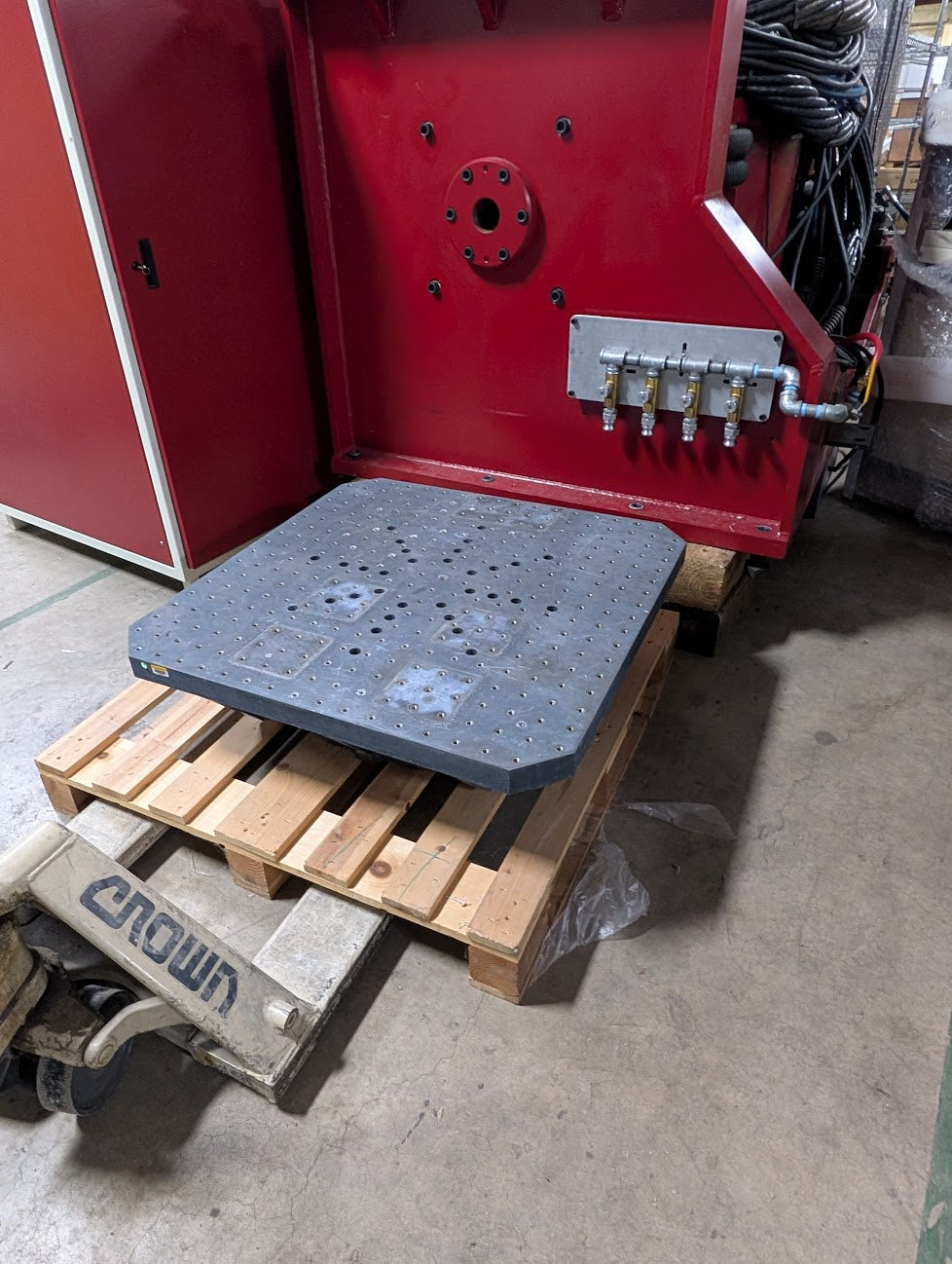 DATA PHYSICS 4022 Large Vibration Shaker 35K LB Force + Ling DMA40P20-340 Amp