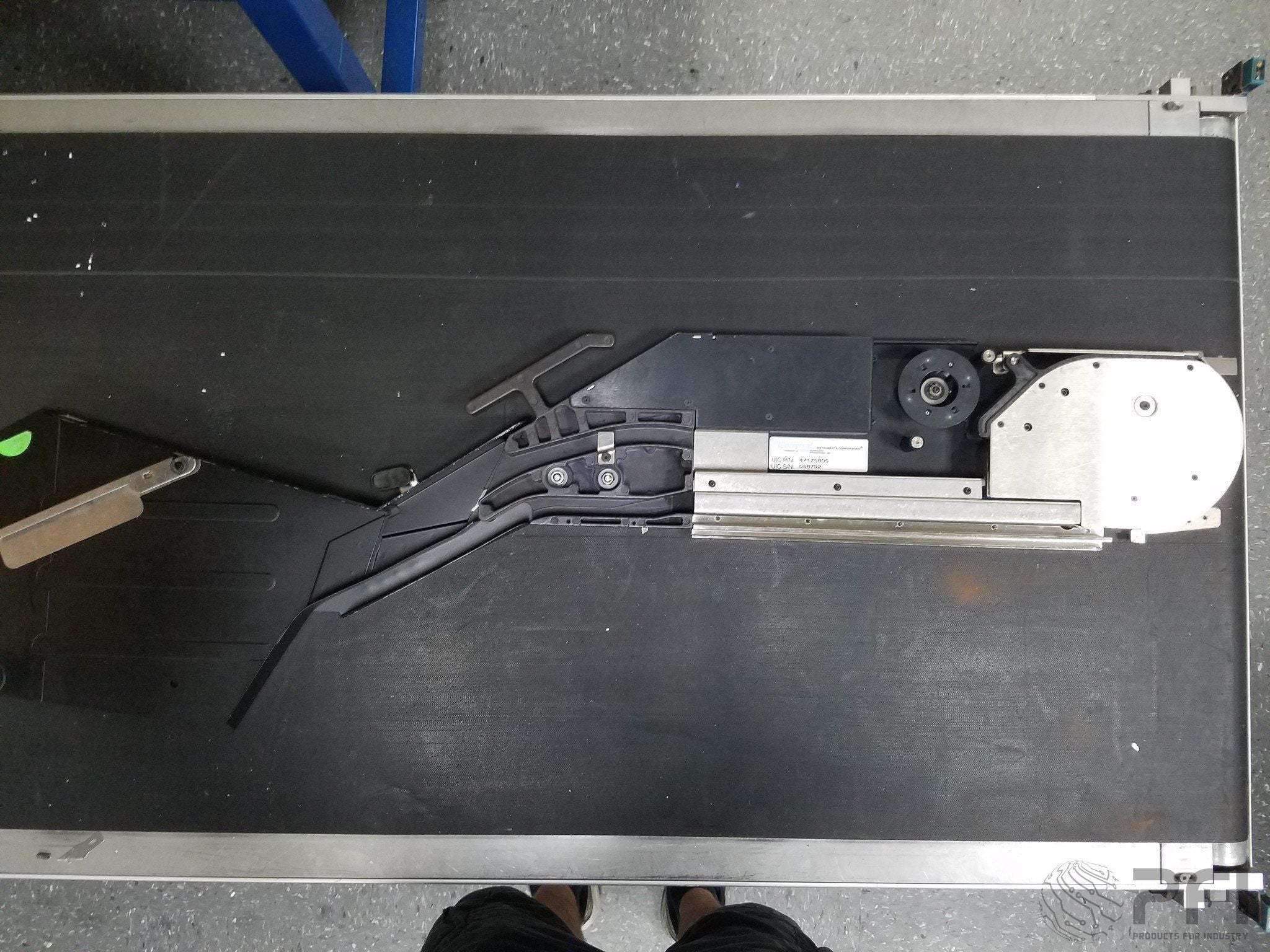 Universal GSM Feeder 16mm 47175805