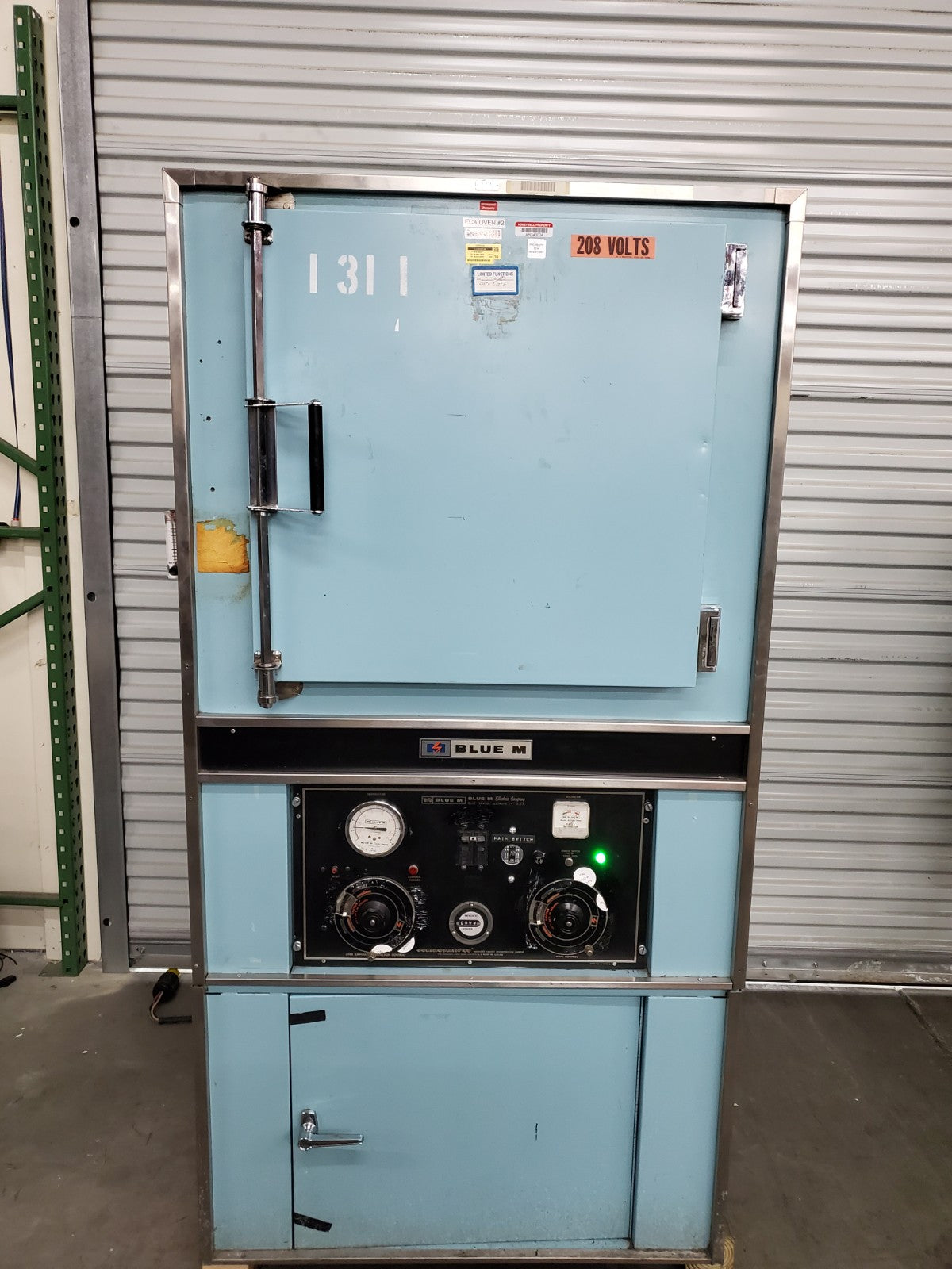 Blue M POM-260B-1 Bake Oven 18x20x20" Max Temp 343c, Serial # P14-4450