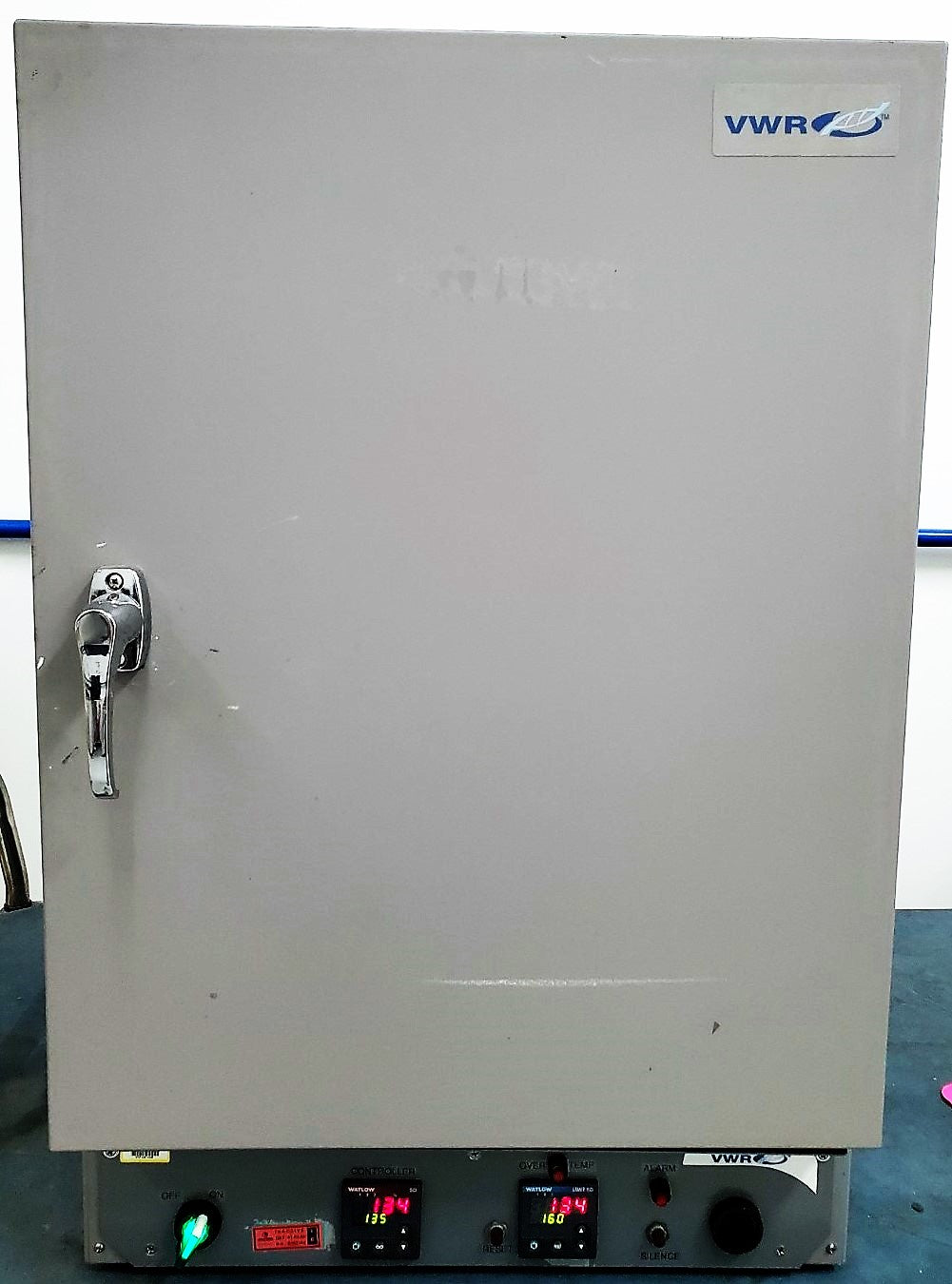 VWR 1325F Bake Oven 2 Cubic feet 17x12x17" 200C max temp
