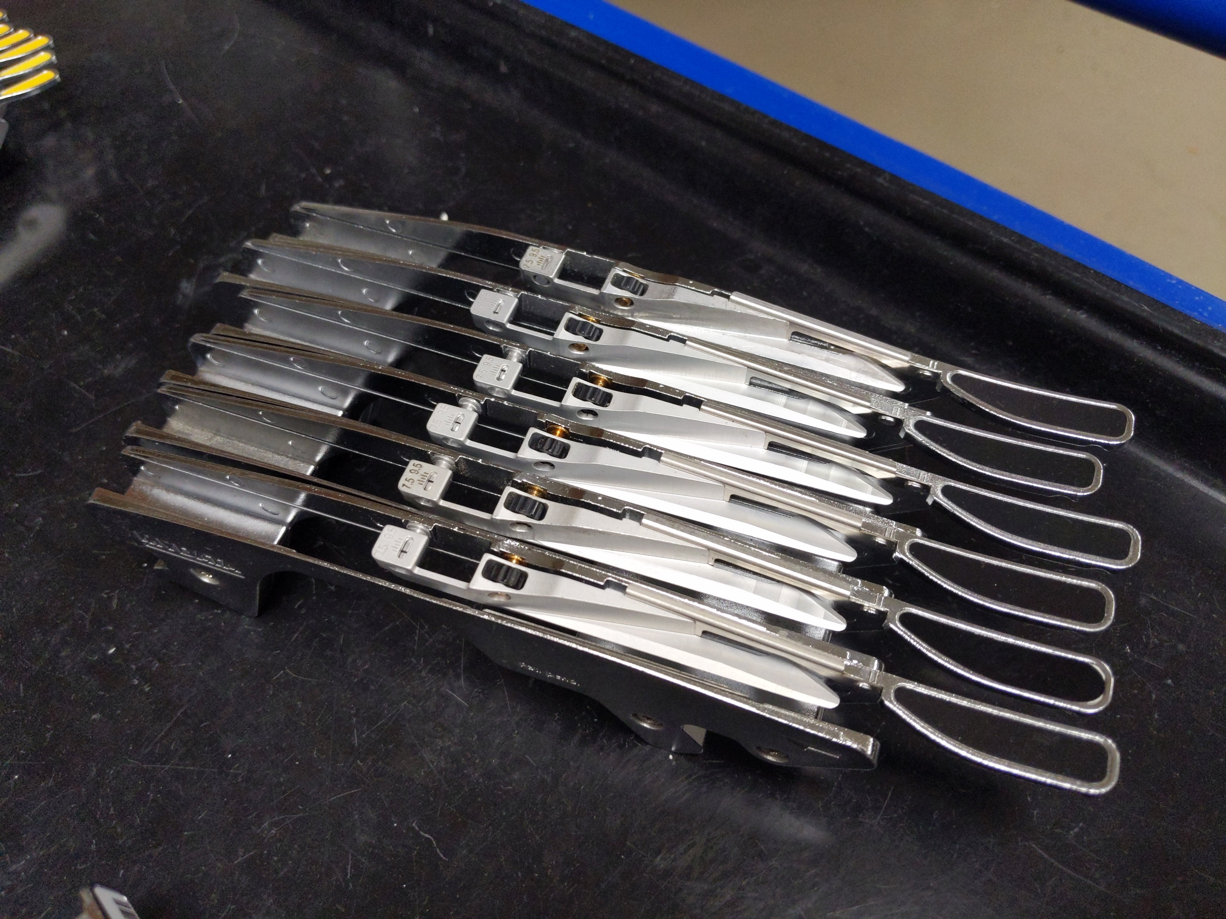 Mycronic Agilis Black 12mm 7.5 - 9.5MM - L-014-1552 feeder inserts MYDATA