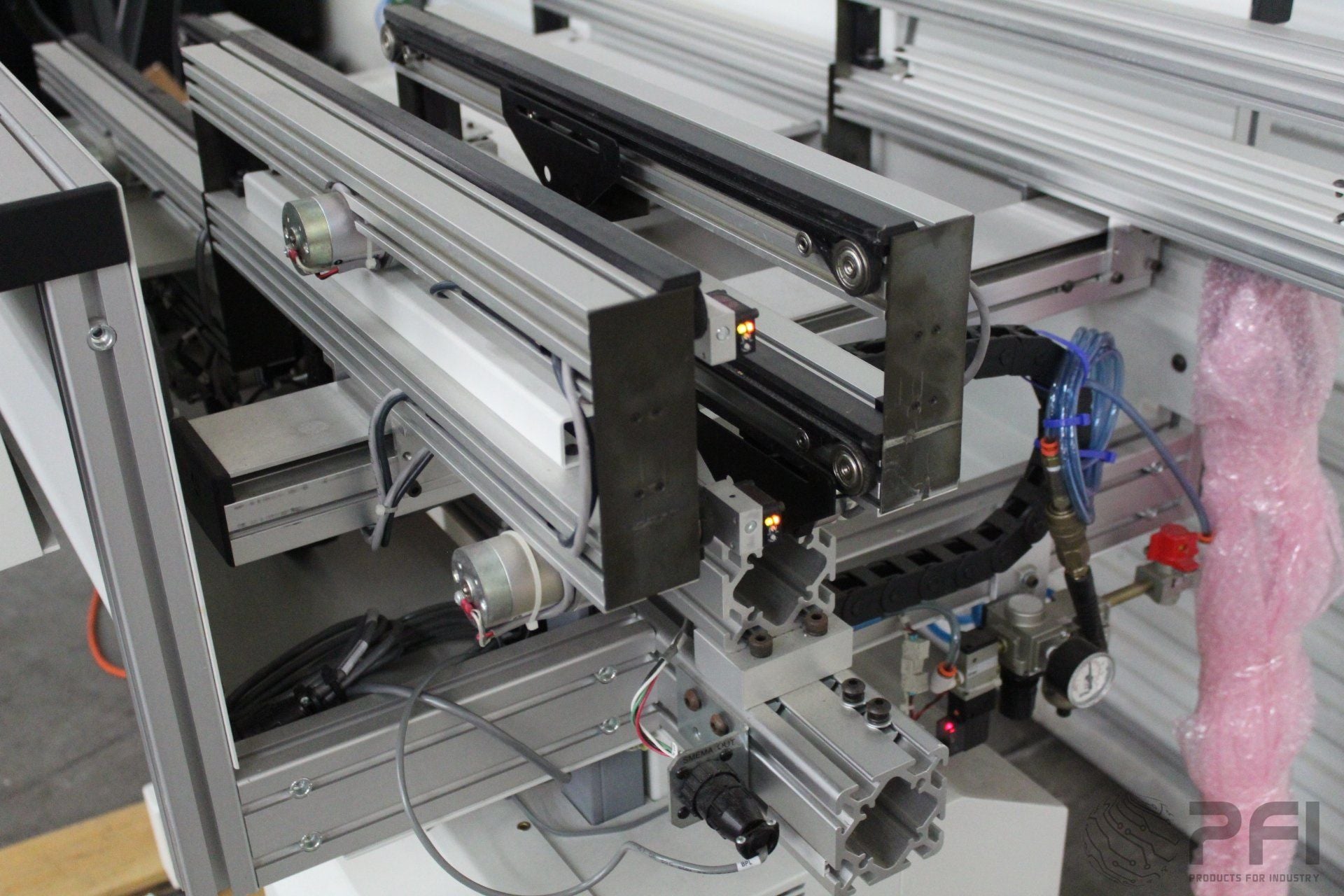 Universal Instruments 5362I Post AOI / SPI NG Sorting transfer conveyor cti