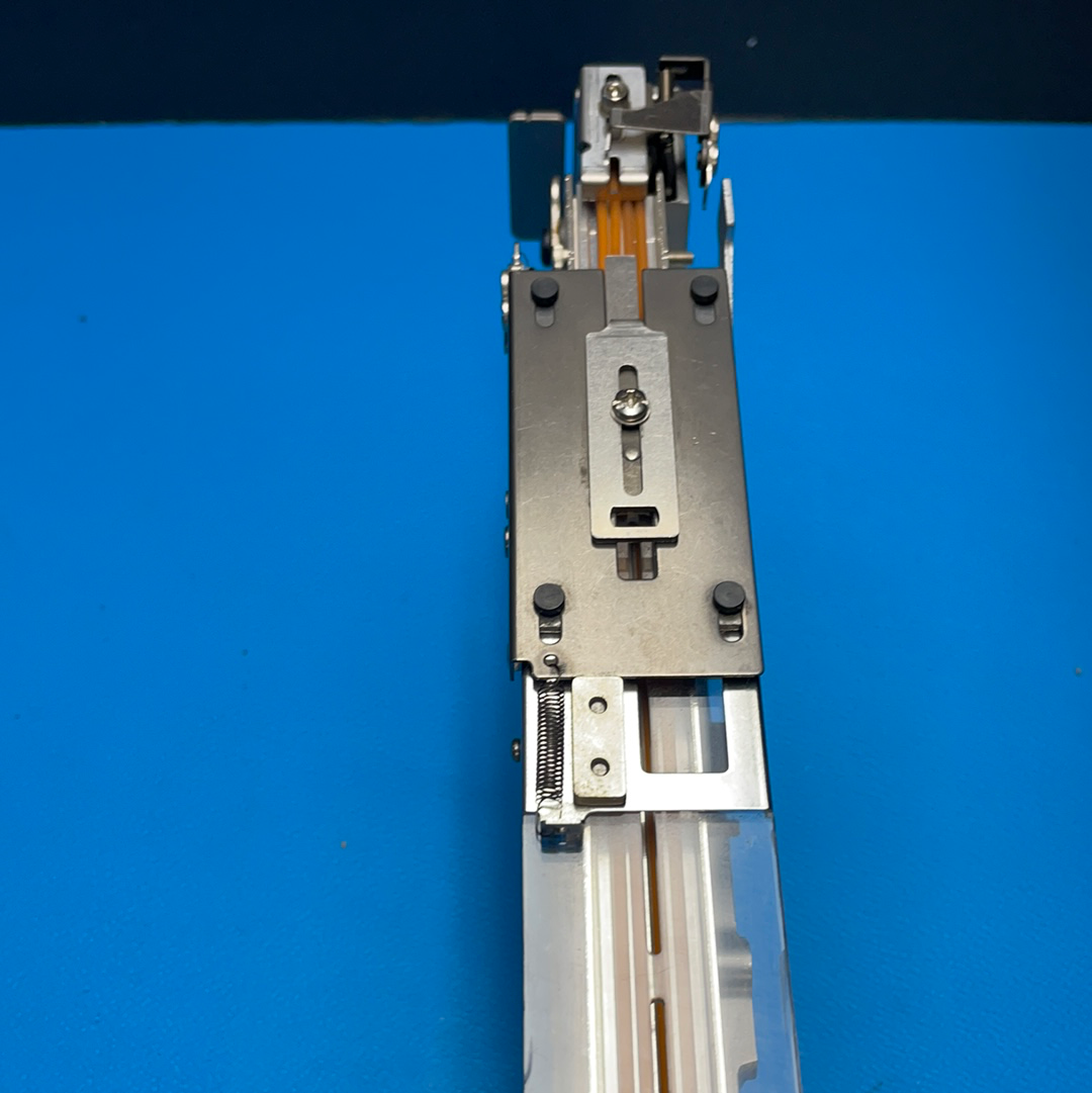 JUKI SFW Wide Belt feeder for tube/stick parts 600 mil adjustable