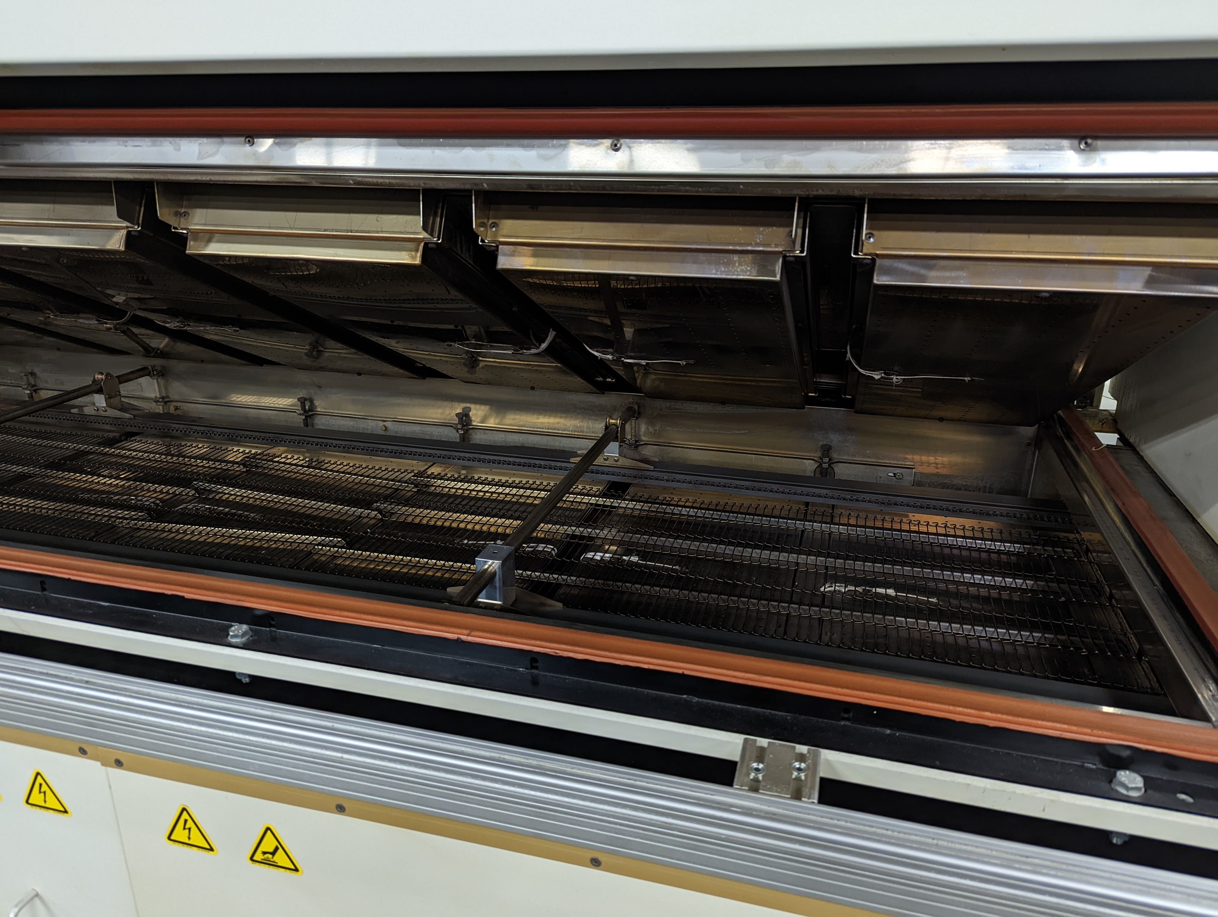 BTU Pyramax 98A 7 Zone Lead Free Reflow Oven - 240V