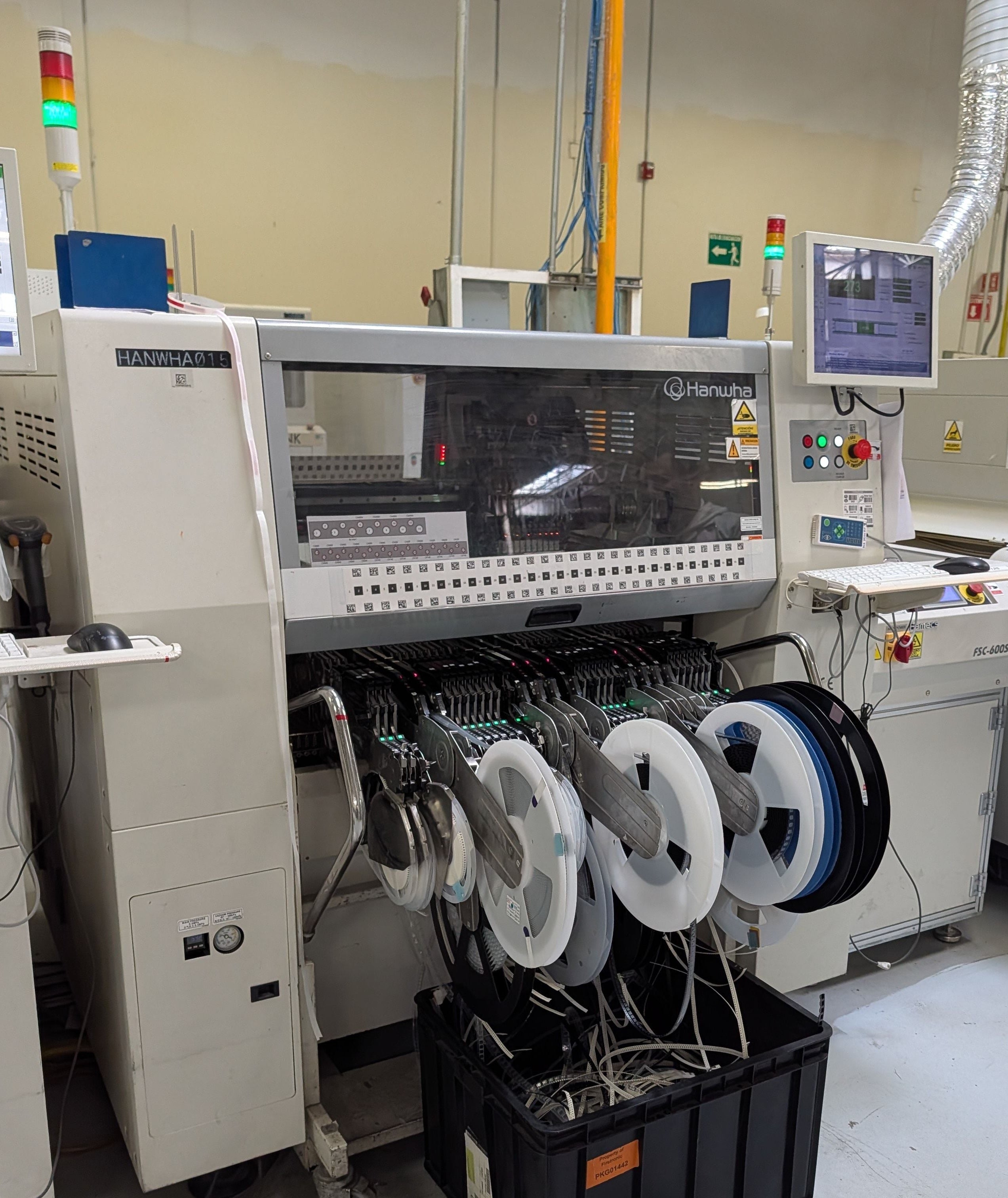 Hanwha SM481 Plus Pick and Place - 2018 ID: 143 SN: DF-1351