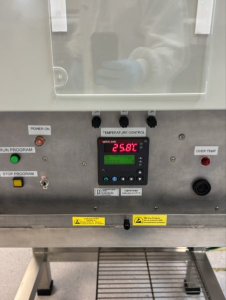 Blue M ESP-400BC-4 208V 260C Bake oven 2.8 Cu-Ft #E6-401