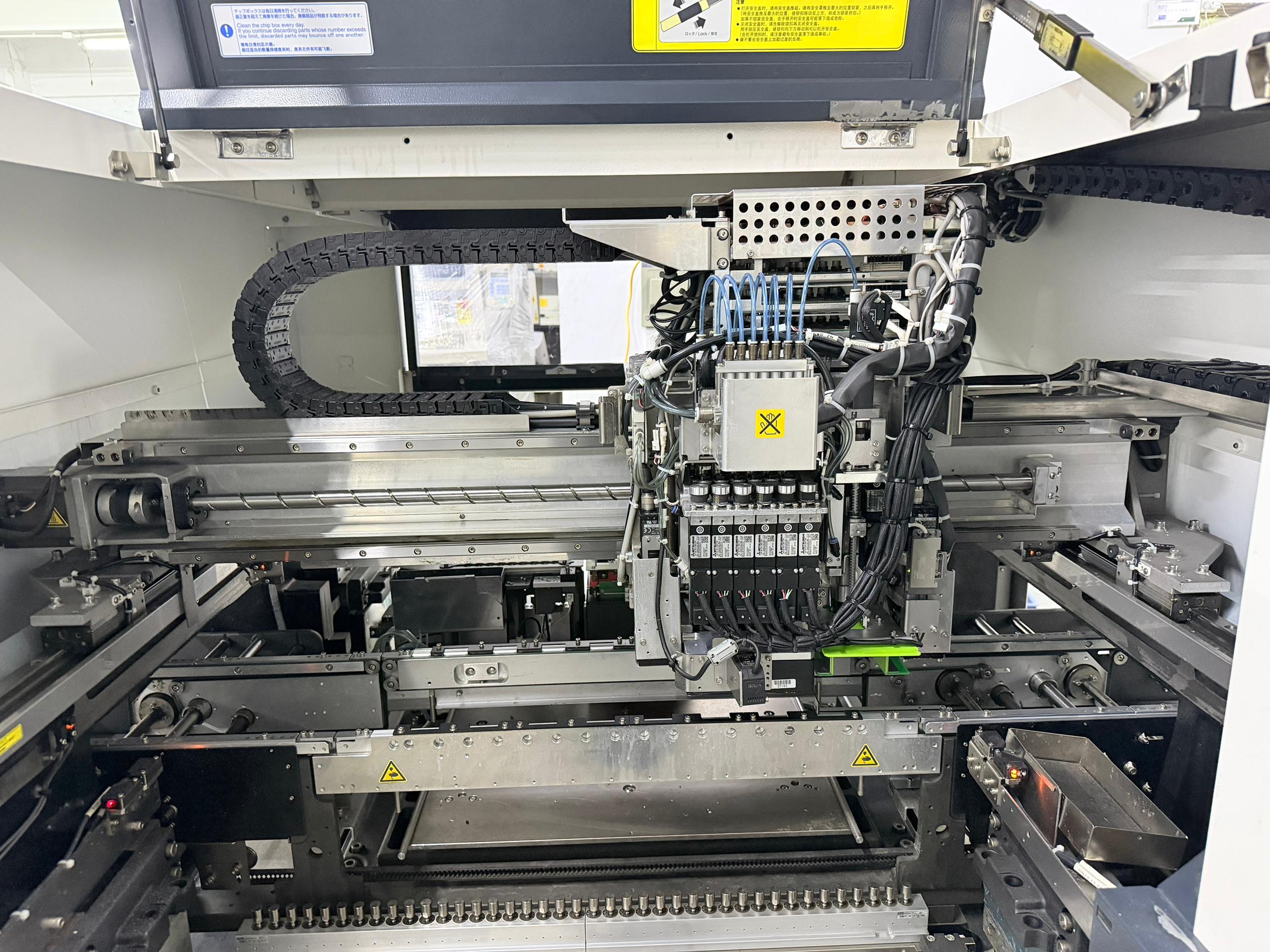 JUKI KE-3020VAL 2017 Fine Pitch Pick and place w/ TR6 Tray feeder