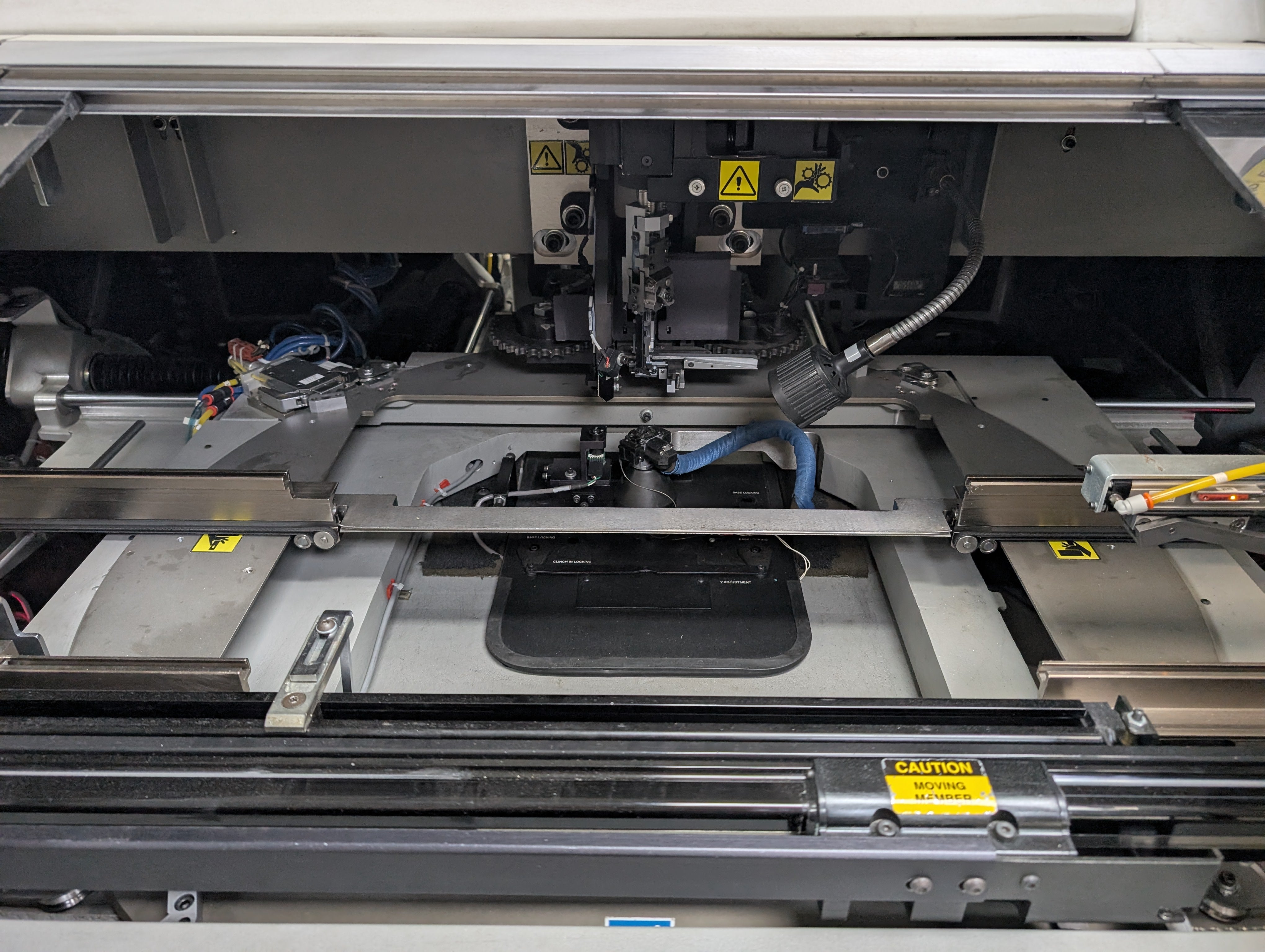 Universal 6380K Radial 88 HT 20 Station Radial Inserter Triple Span