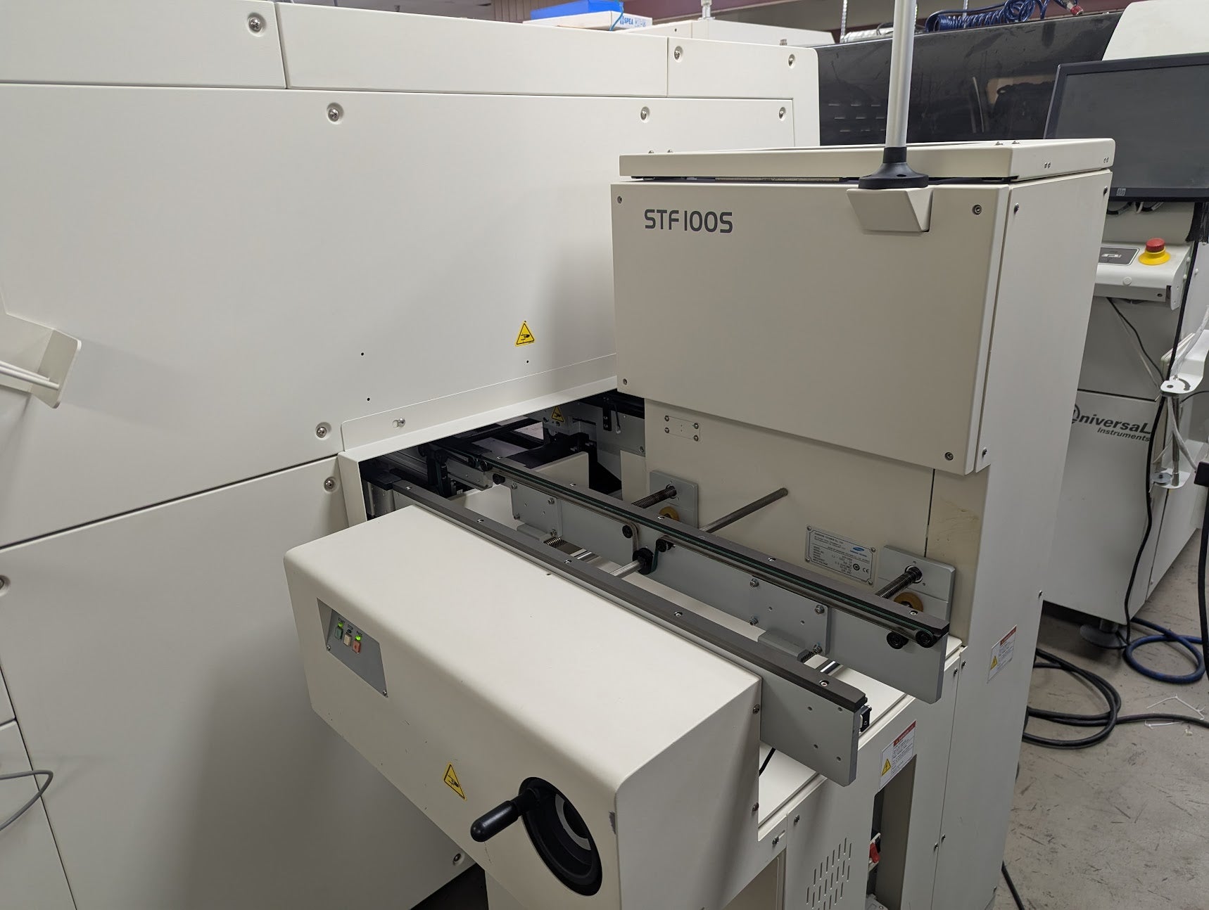 Hanwha Samsung SM482 Flexible placement Machine #D2-0126-C2 - PENDING