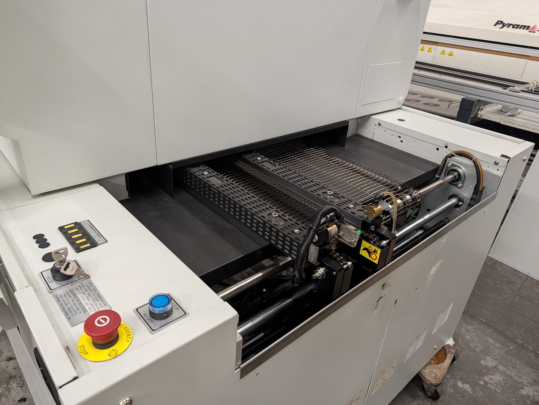 Heller 1809MKIII 9 zone lead free reflow oven - Right to Left - 2015 480V