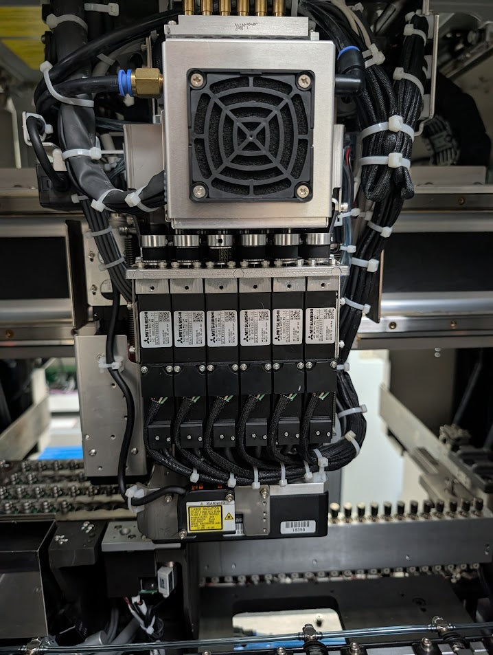 Juki KE-2070L Pick and Place 2014 w/Trolley F& R  #271-H2683