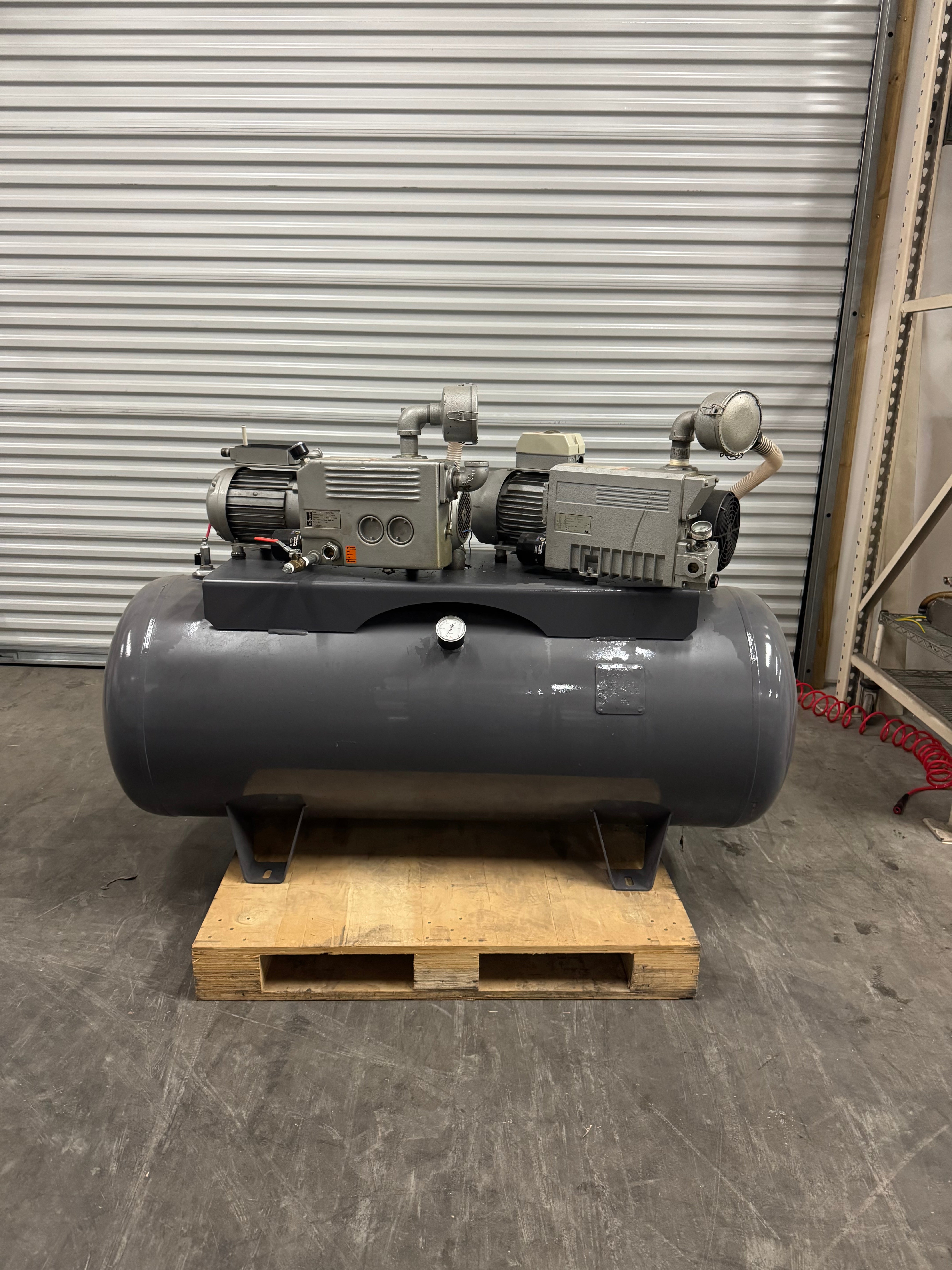 Busch Vacuum pumps x 2 025-138 @ 20 CFM each w/ Ballast Tank ICT