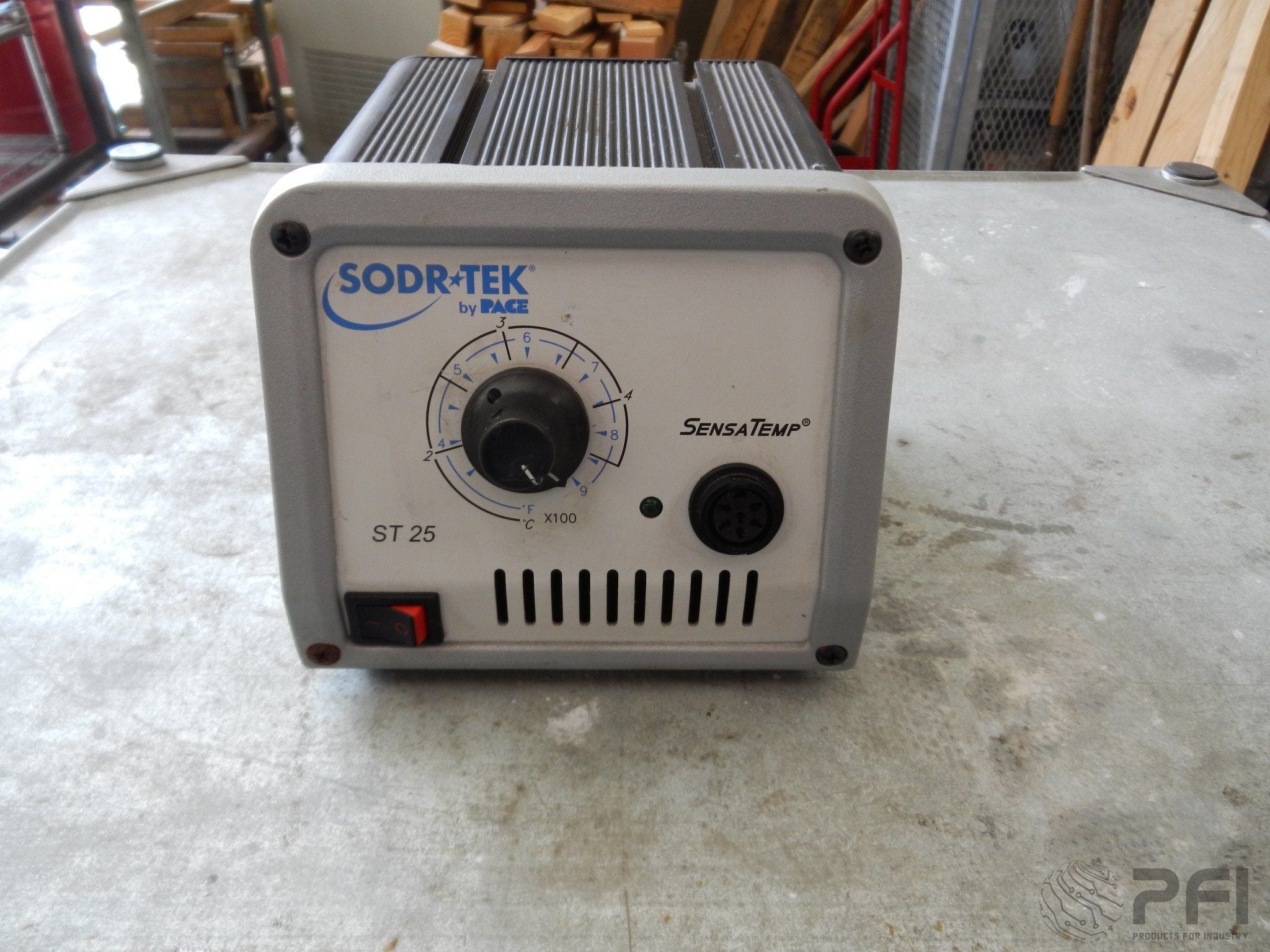 PACE SODRTEK ST 25 Analog Soldering System Base Unit Solder Station ST25