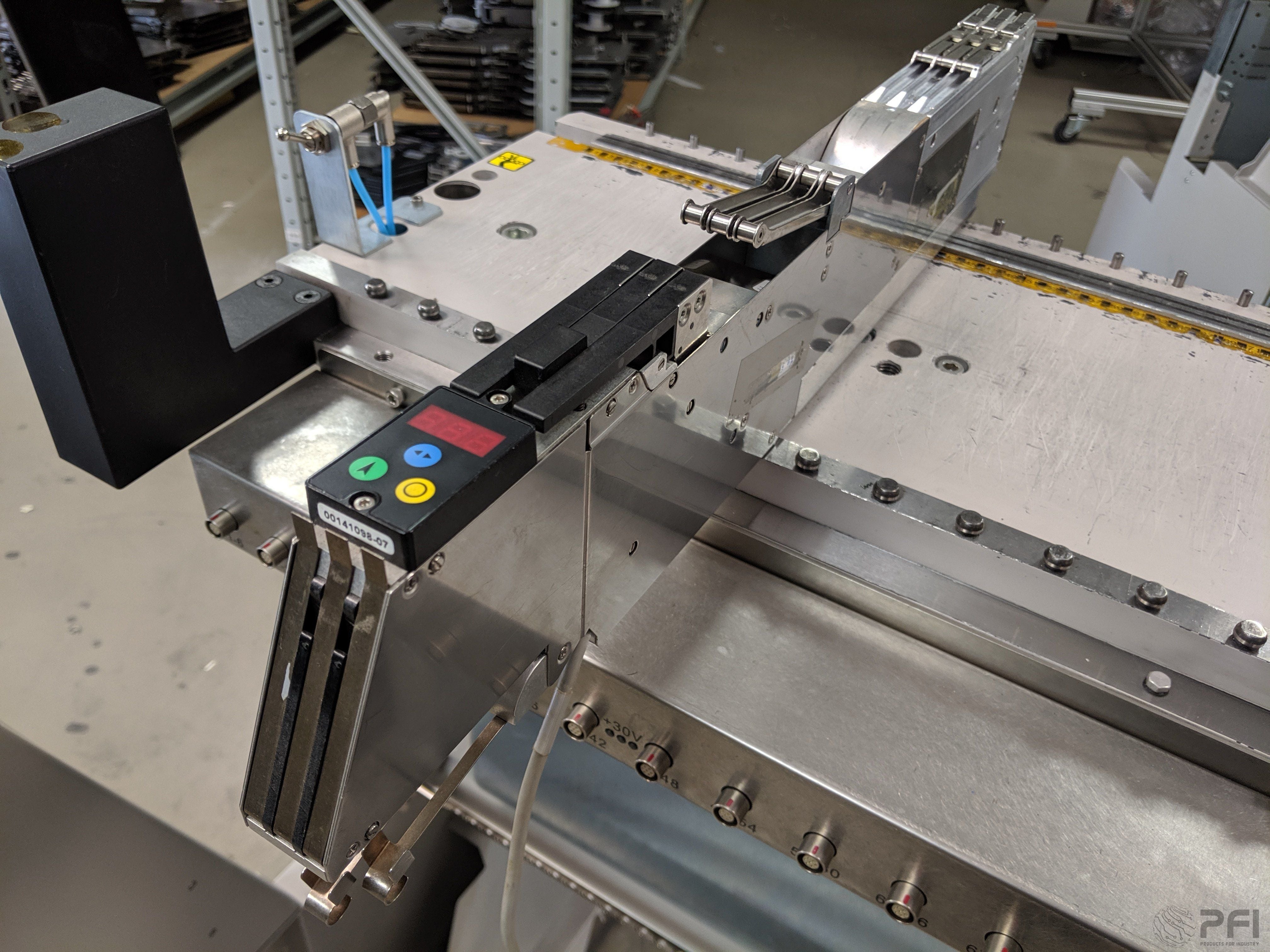 Siemens / ASM Siplace Triple Track Silver EA1 00141098-07 Feeders 3X 8mm