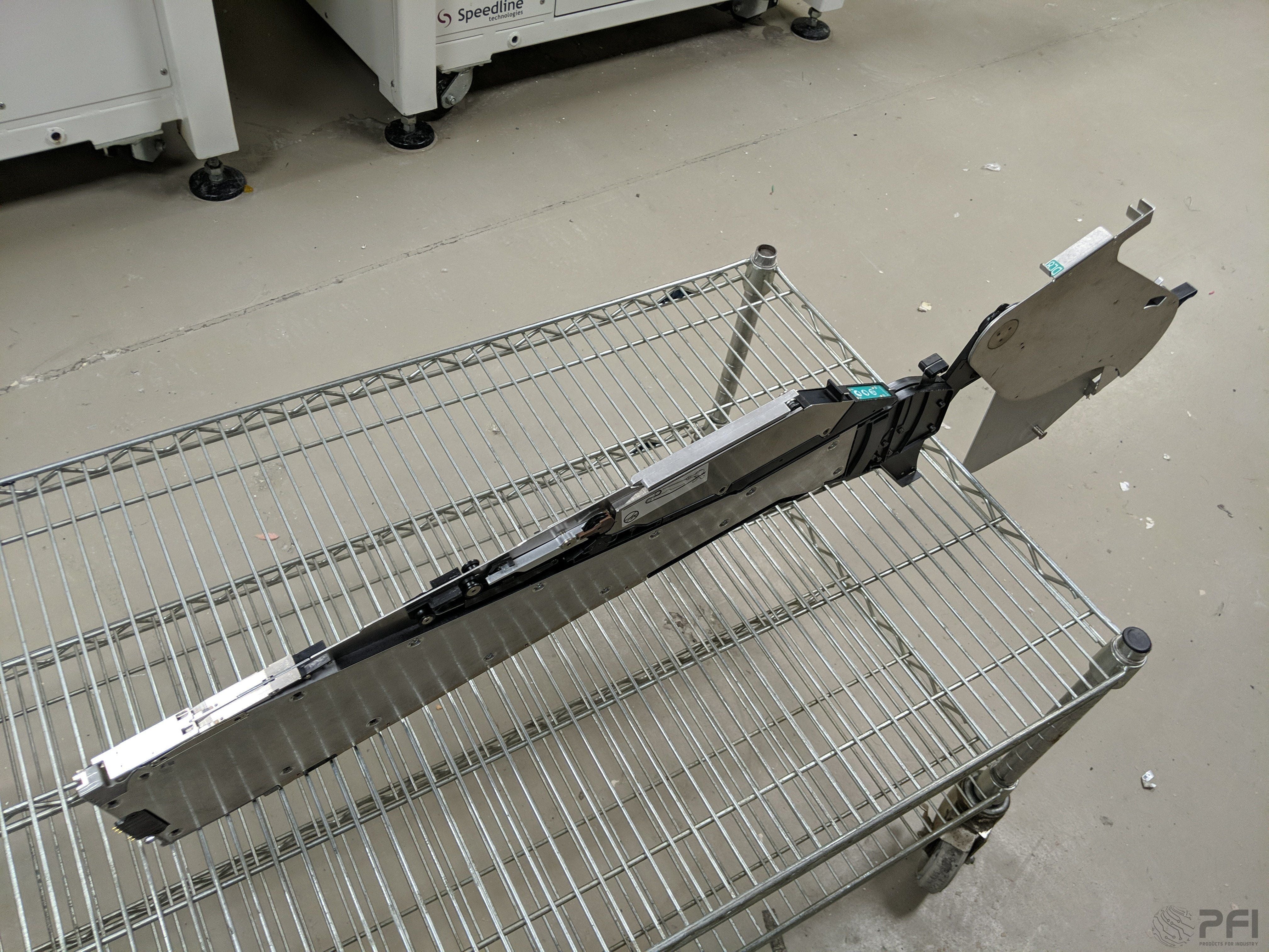 Universal Instruments DL8 Dual lane Green feeders 8MM PN# 49889206