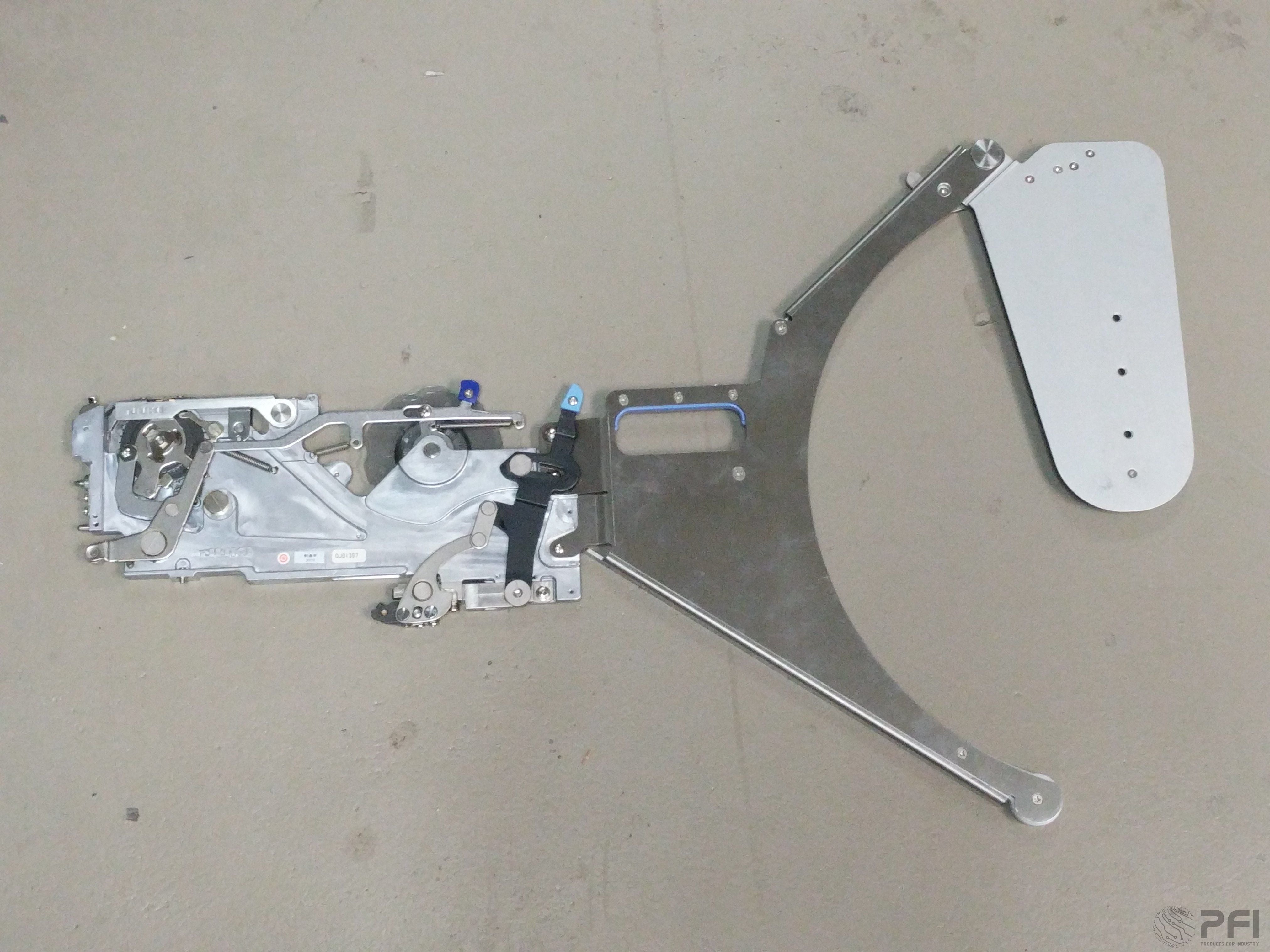 JUKI CF 8MM CF08L1ER new style 8x4MM Tape feeders Supporting Large-Diameter Reel