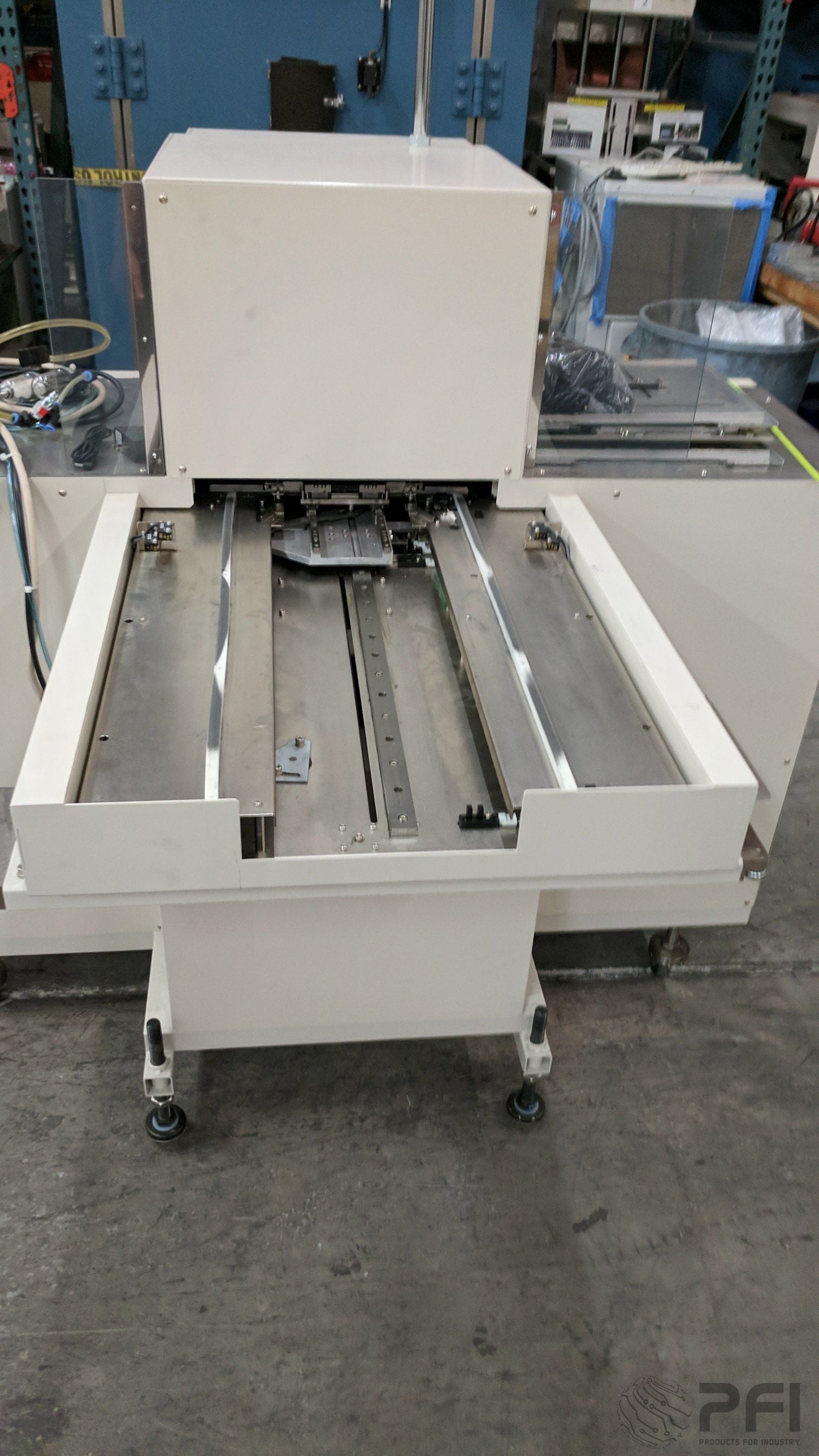 JUKI TR5 TR5DN rear mount matrix tray feeder / server for 2000 series