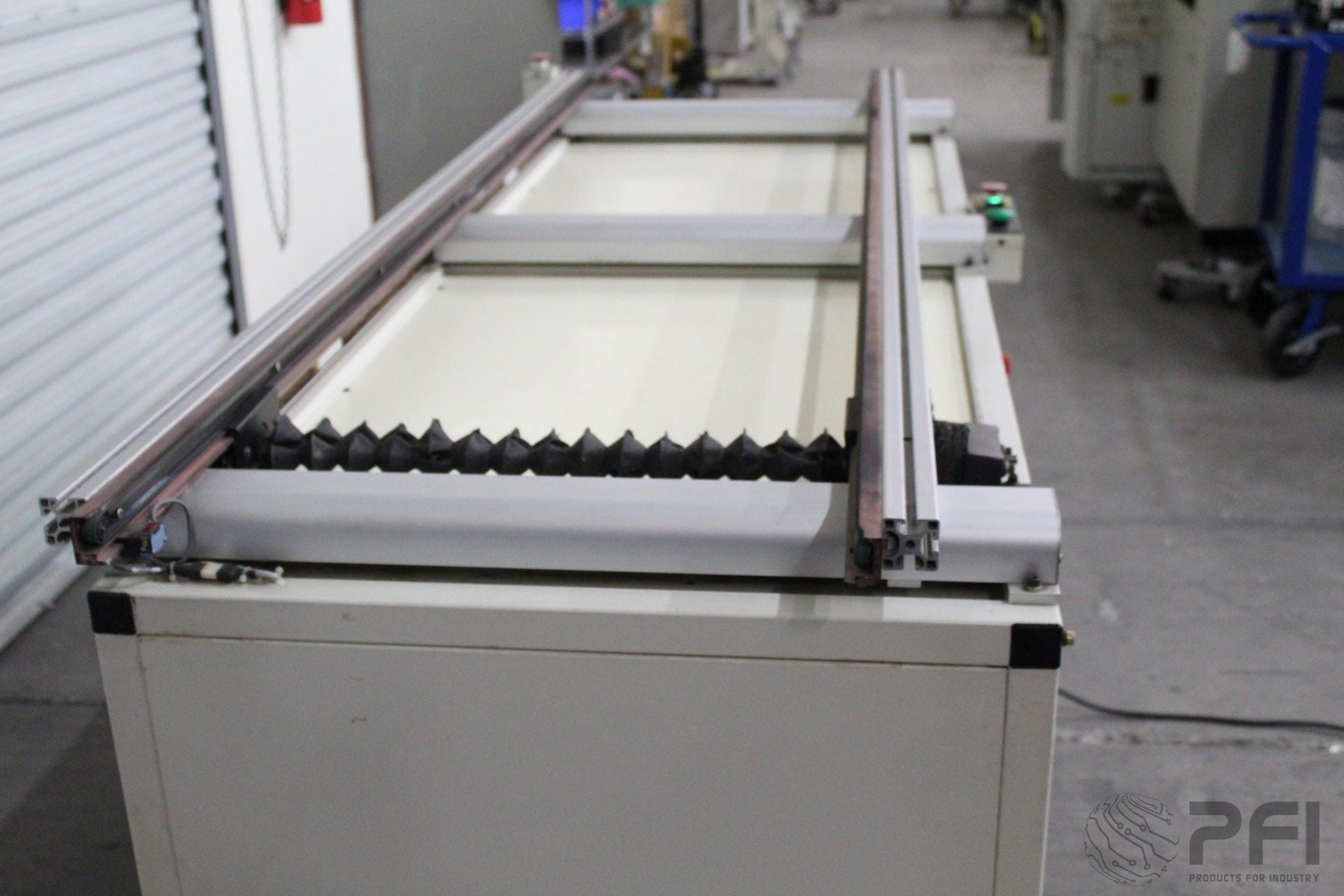 Dynapace C17224 Large Board transfer conveyor 2.2M / 87" long, 21.8" wide Mydata