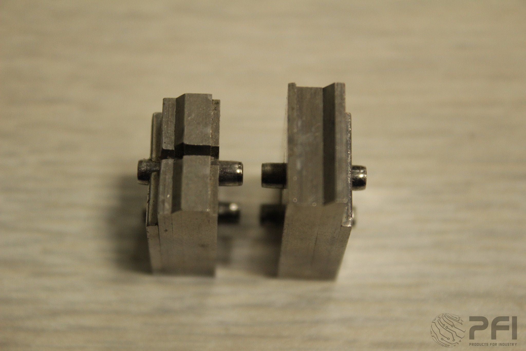 GPD 905-1G Cut-bend, TO92 offset outside leads .200-.200