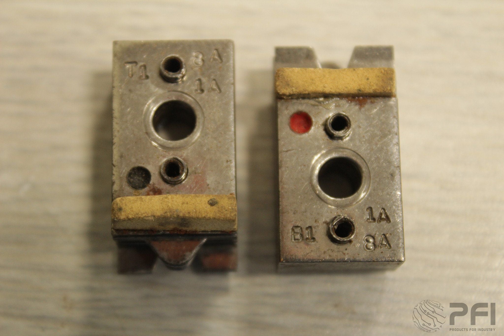 GPD 905-8A1A Spread .250-.350 with lock-in stand off for .030-.040 wire