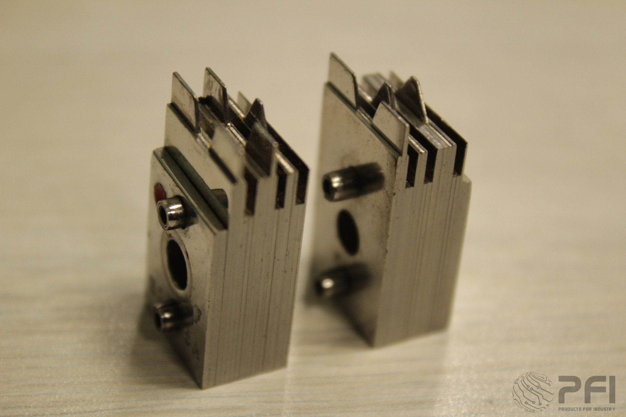 GPD 905-8AF Spread .100-.200 with Lock-in stand off for .030-.040 wire