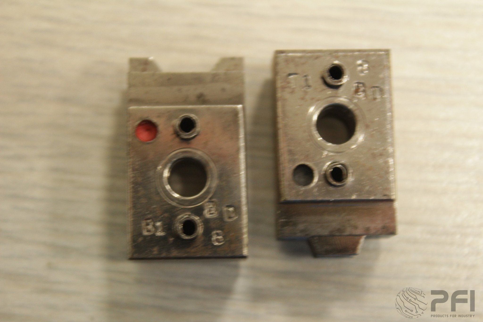 GPD 905-8BD Reduce .300-.250 with Lock-in stand off, .030-.040 lead diameter, .0