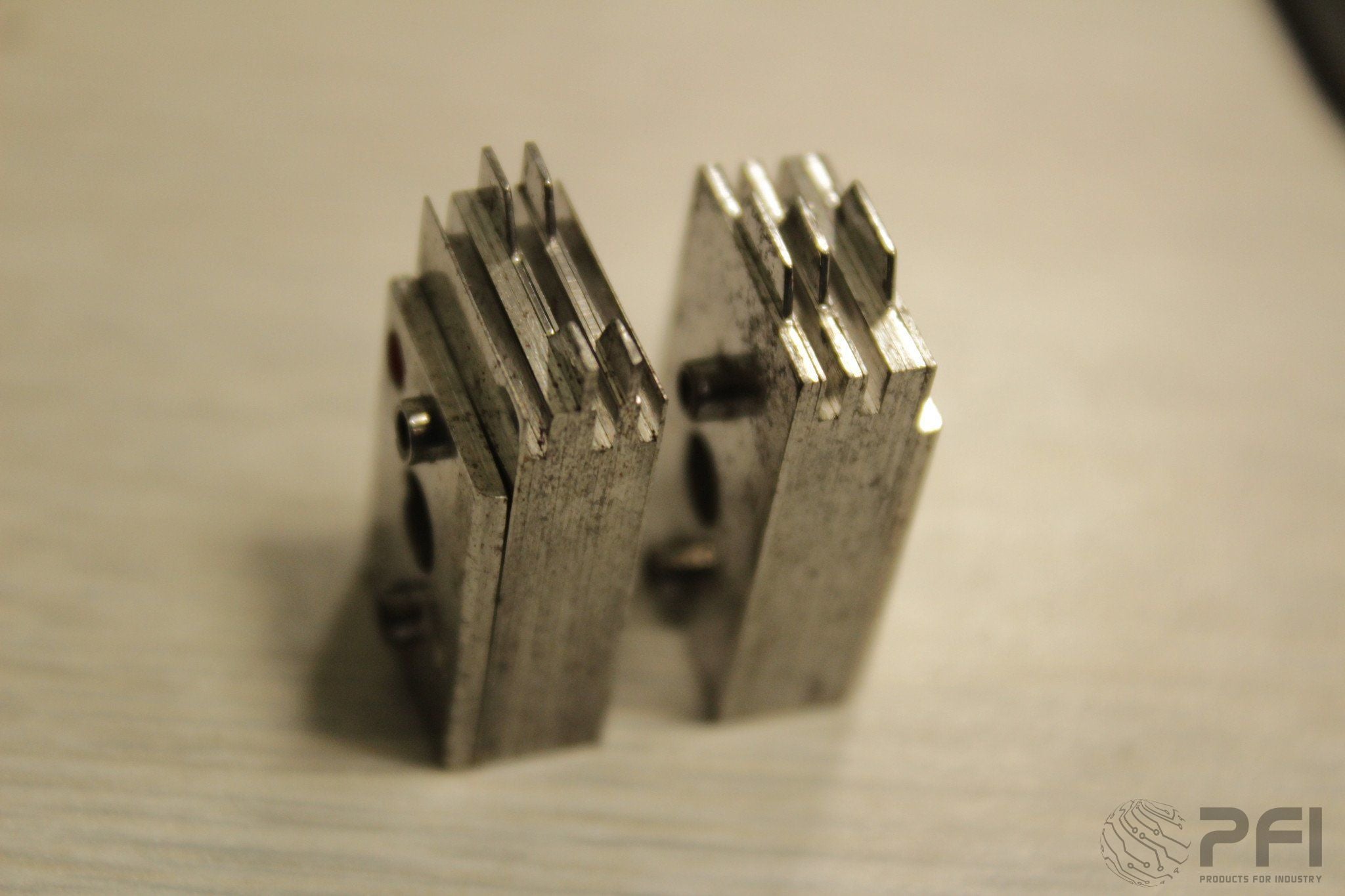 GPD 905-8BD Reduce .300-.250 with Lock-in stand off, .030-.040 lead diameter, .0