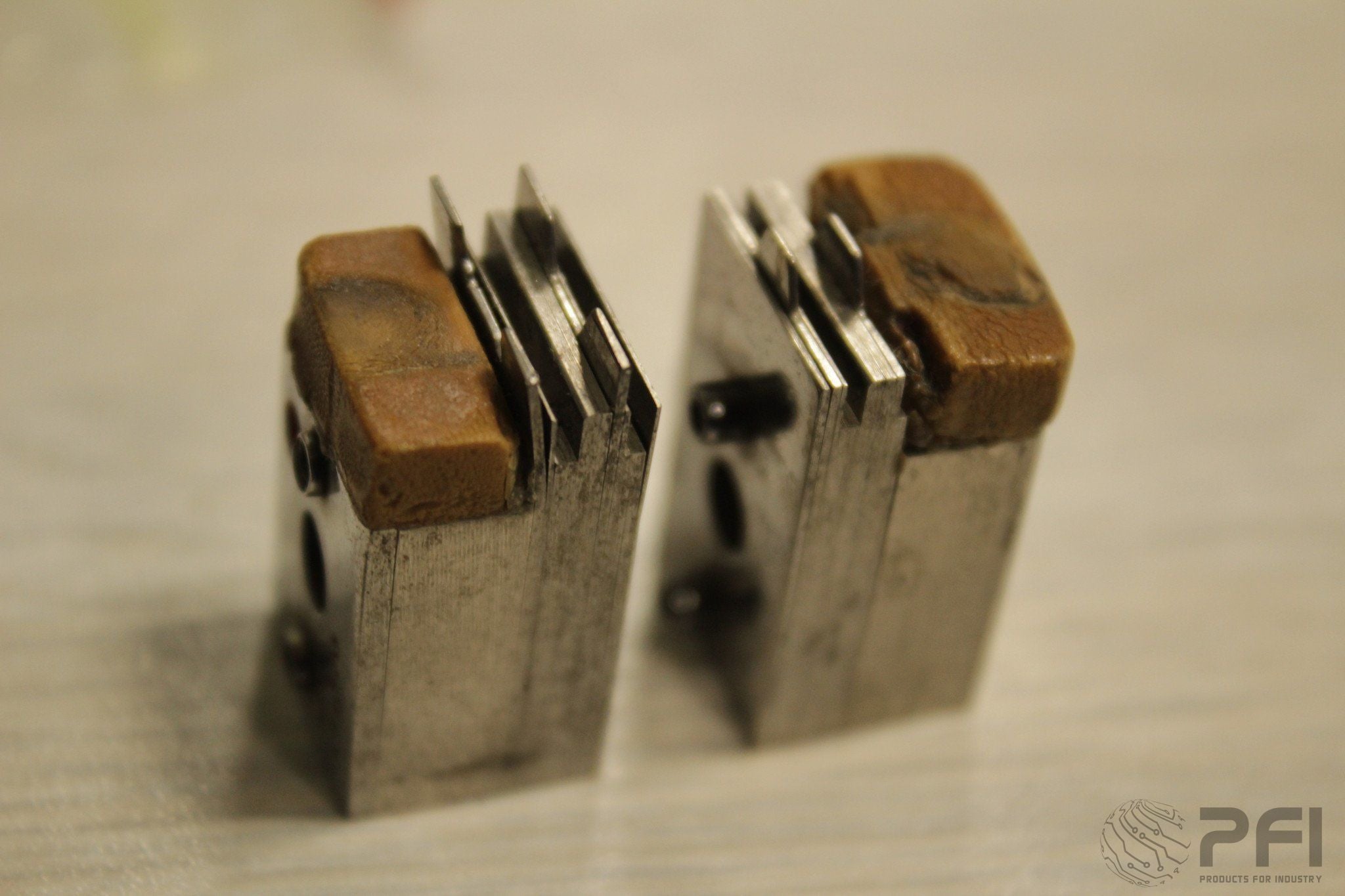 GPD 905-10C2 Stand off Lock-in for .200 span, .030-.040 lead diameter