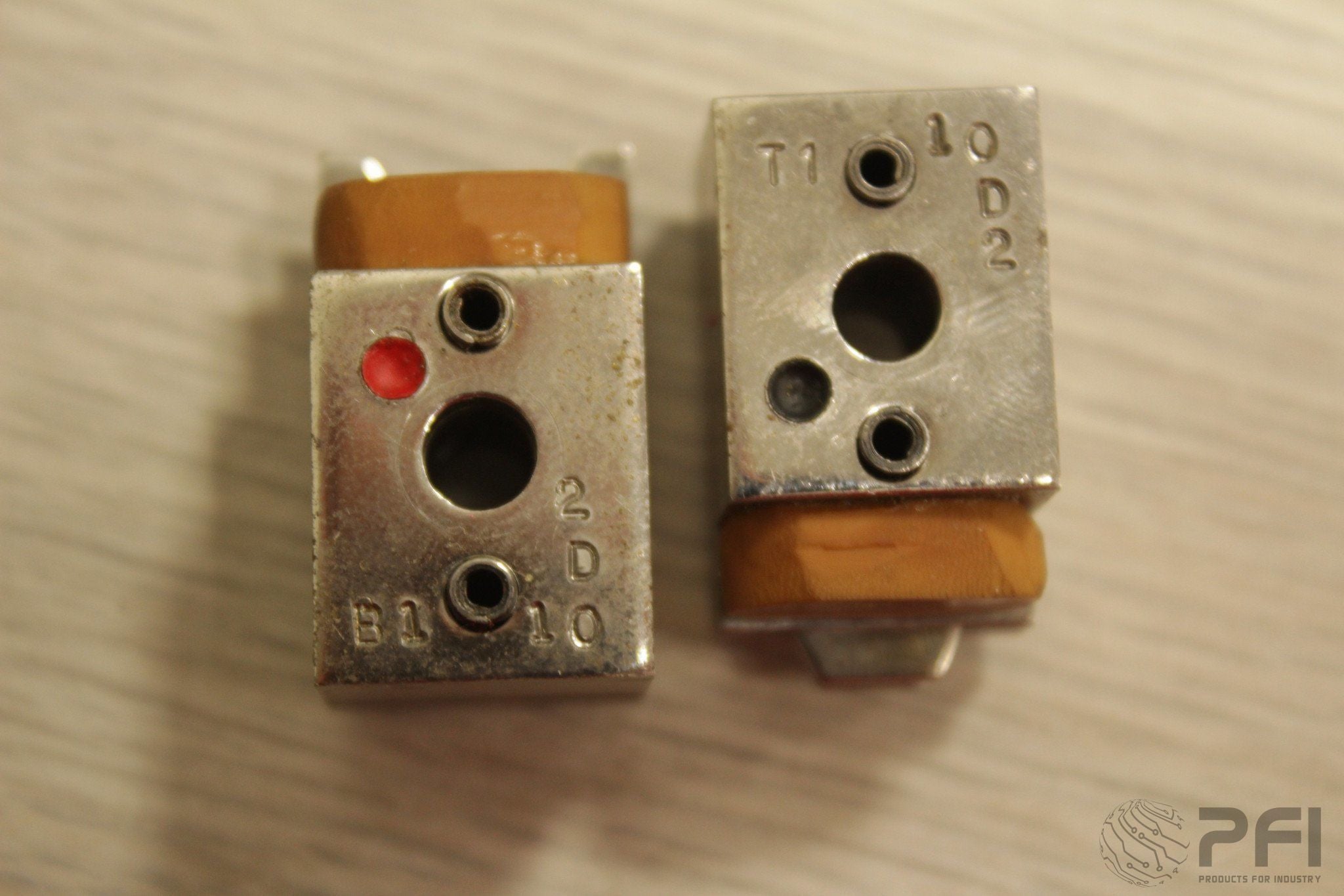 GPD 905-10D2 Stand off Lock-in for .250 span, .030-.040 lead diameter