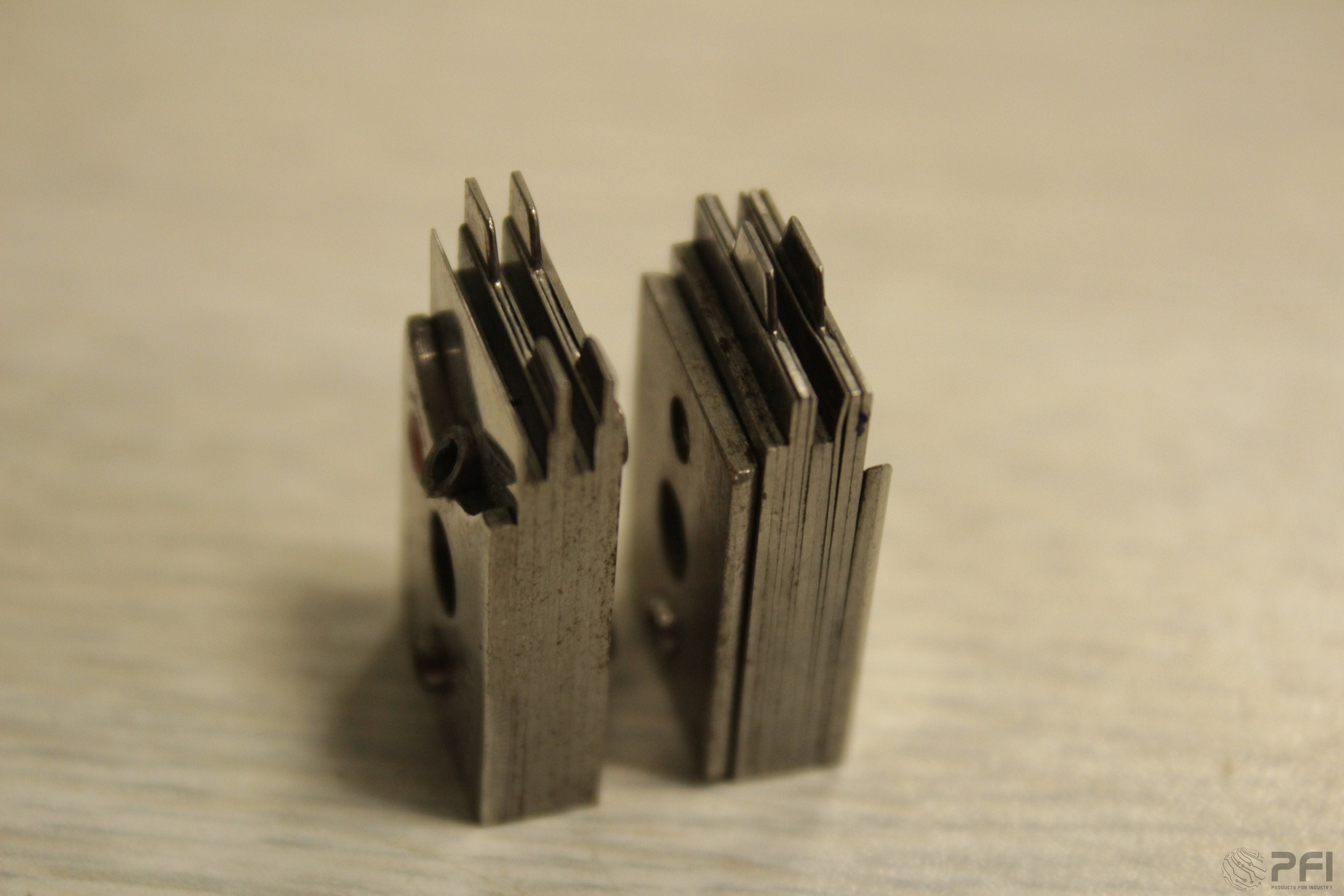 GPD 905-1125C Flush mount lock-in for .250 span, .035-.040 lead diameter