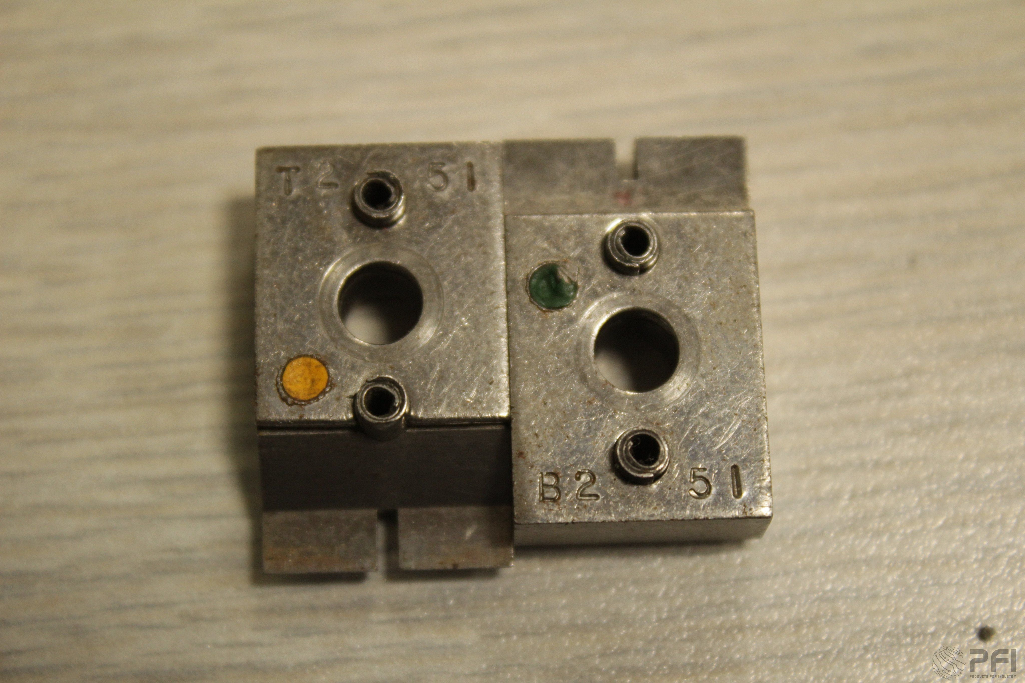 GPD 905-5I Knife center relief .05, wire flattening die