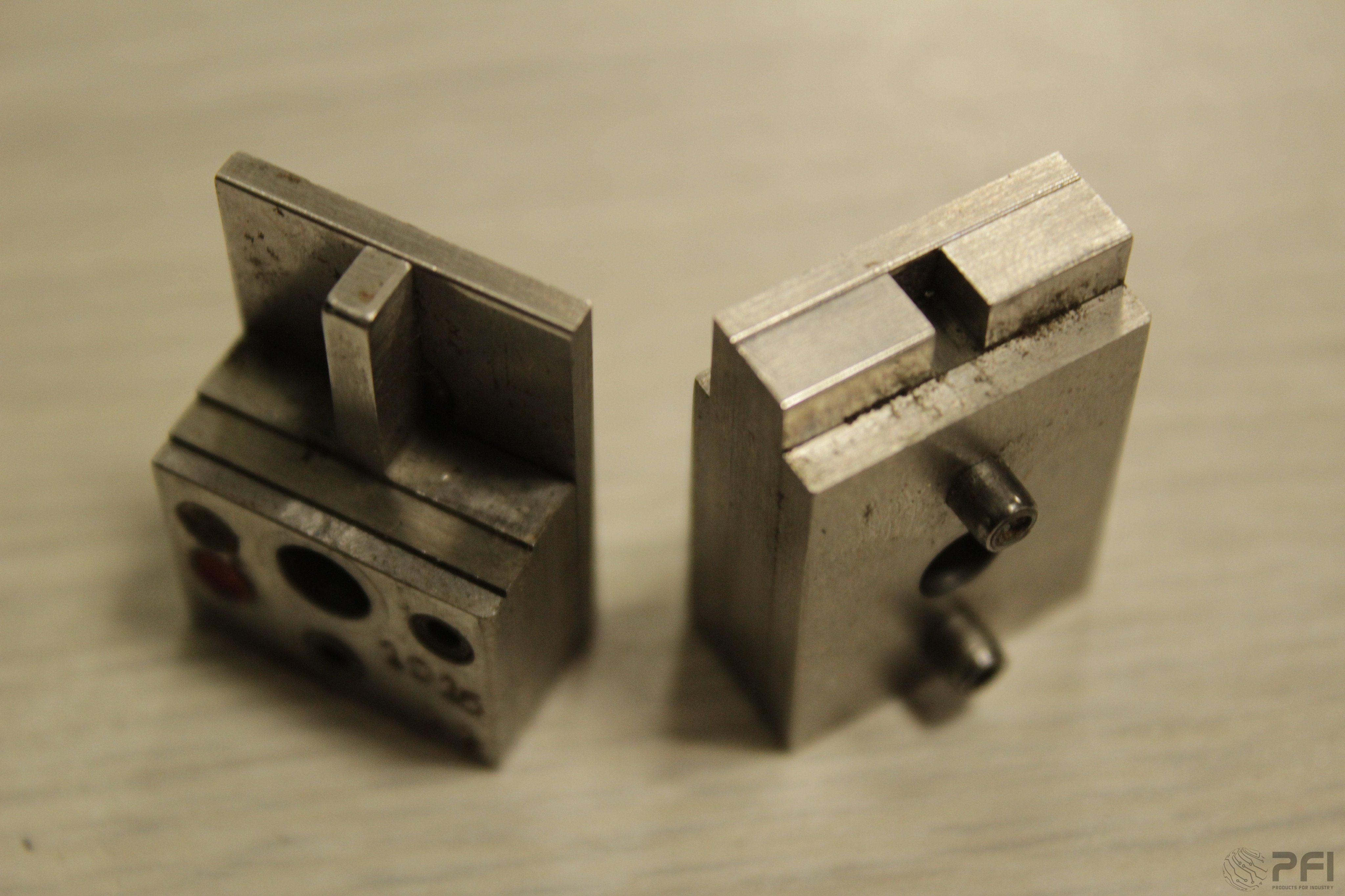 GPD 10-11-15 TO220 center lead kick out