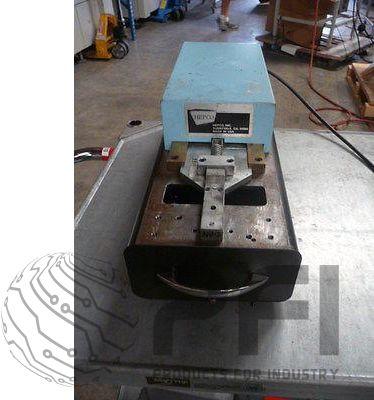 Hepco Machine Hepco Radial form and cut machine model 3000-2