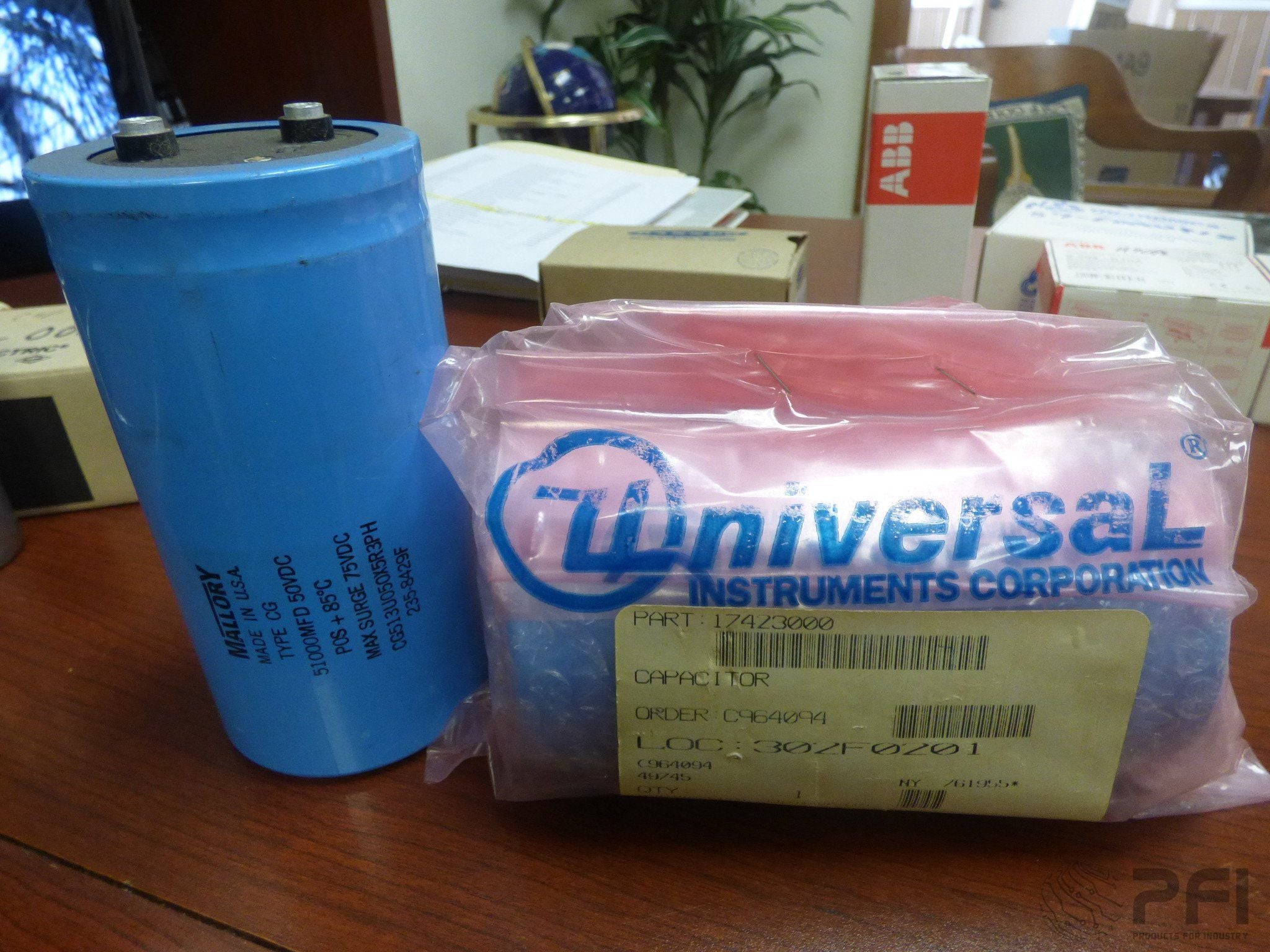 MALLORY TYPE CG CAP 51000MFD 50VDC, (UIC # 17423000)