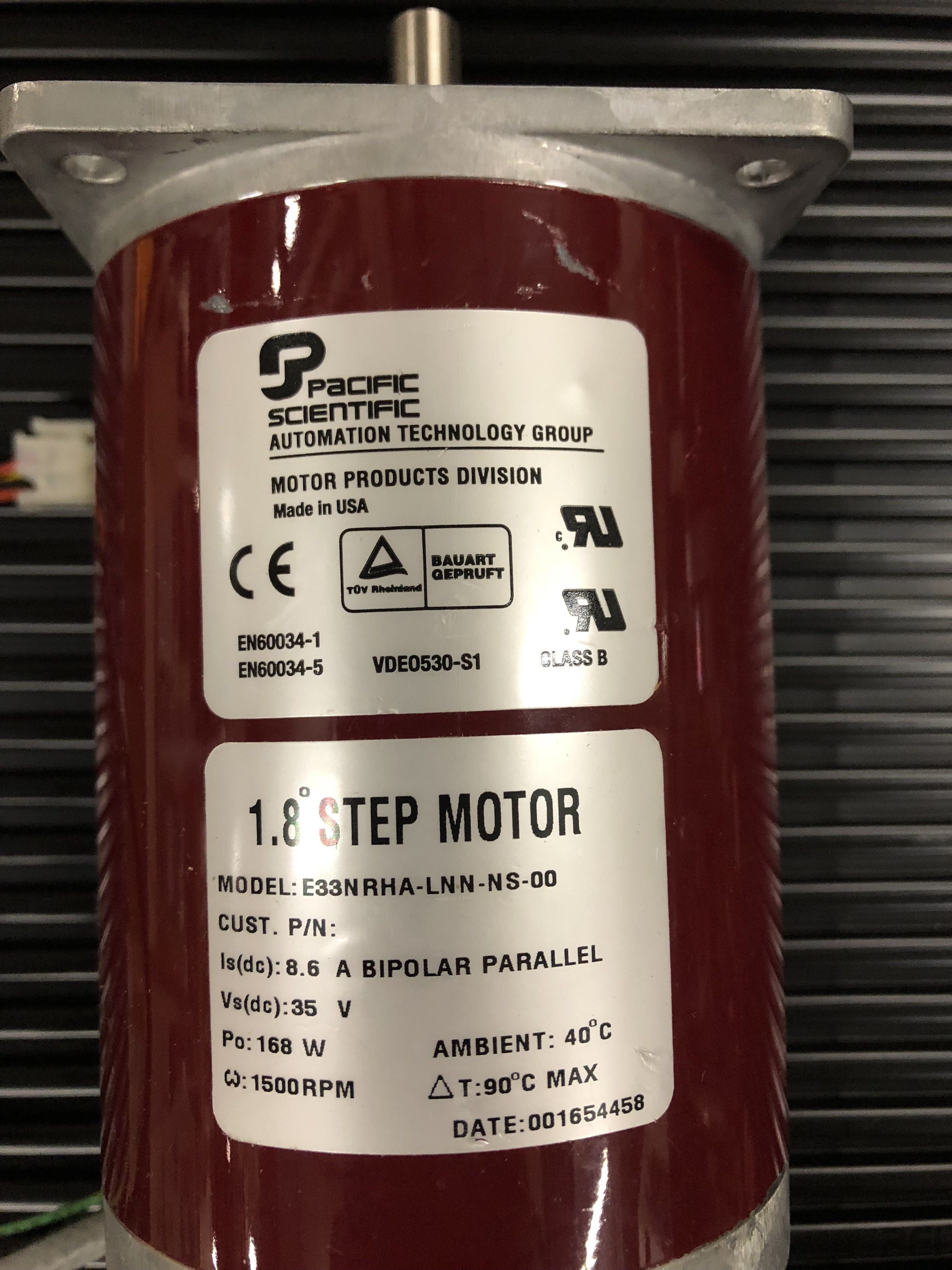 Pacific Scientific Step Motor Model E33NRHA-LNN-NS-00