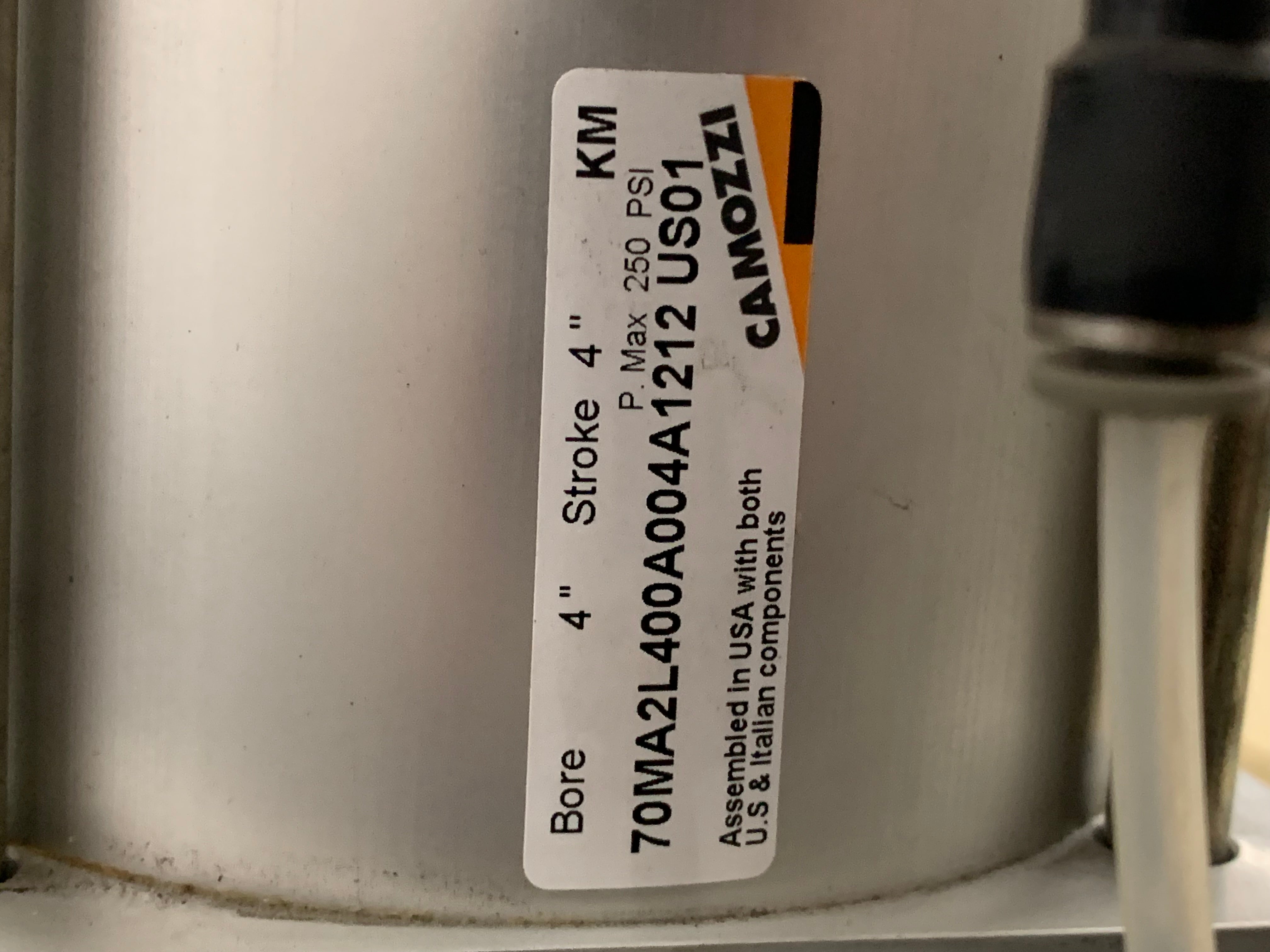 Fancort lead straightening pneumatic press