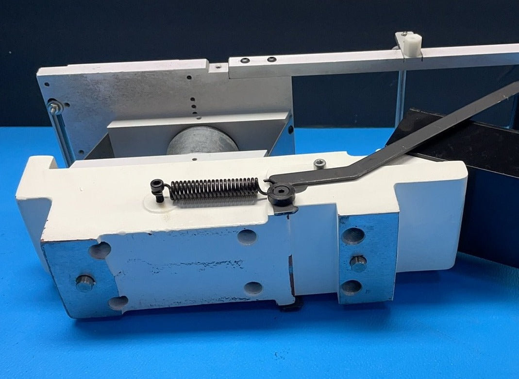 SAMSUNG CP  Vibratory Feeder / Tube Feeder